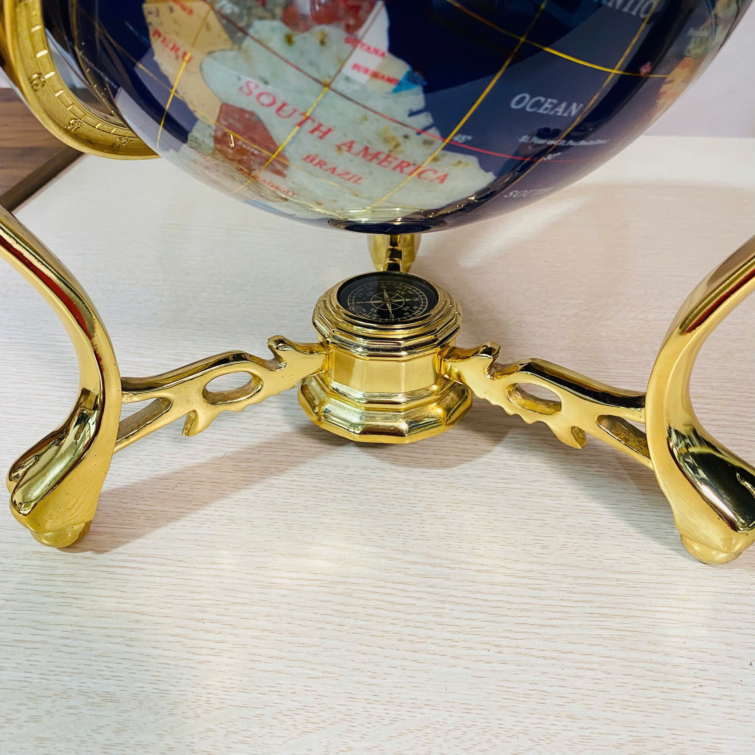 Quả địa cầu thế giới khảm đá đẹp long lanh