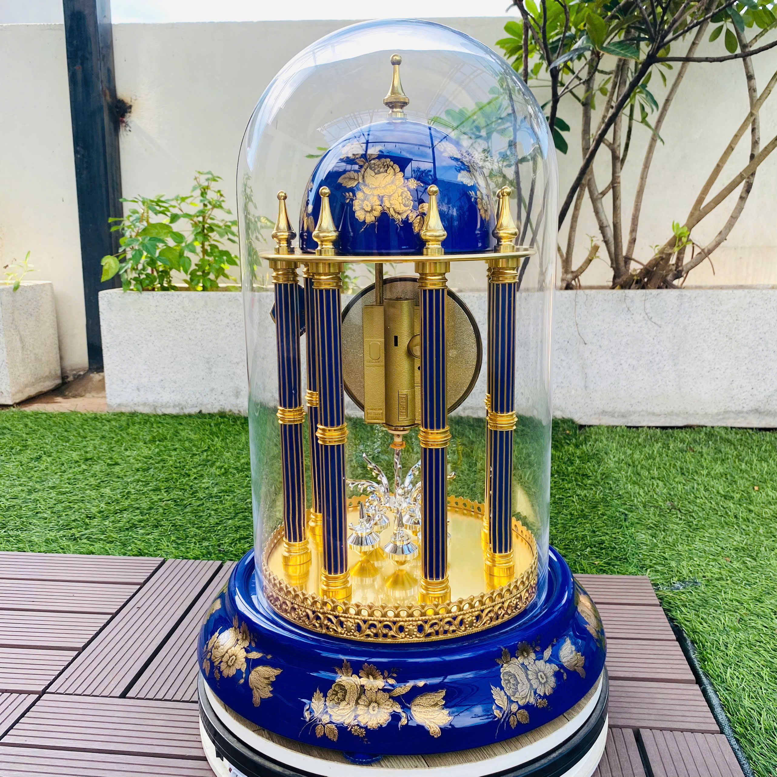 Đồng hồ úp ly Master Quartz phiên bản giới hạn