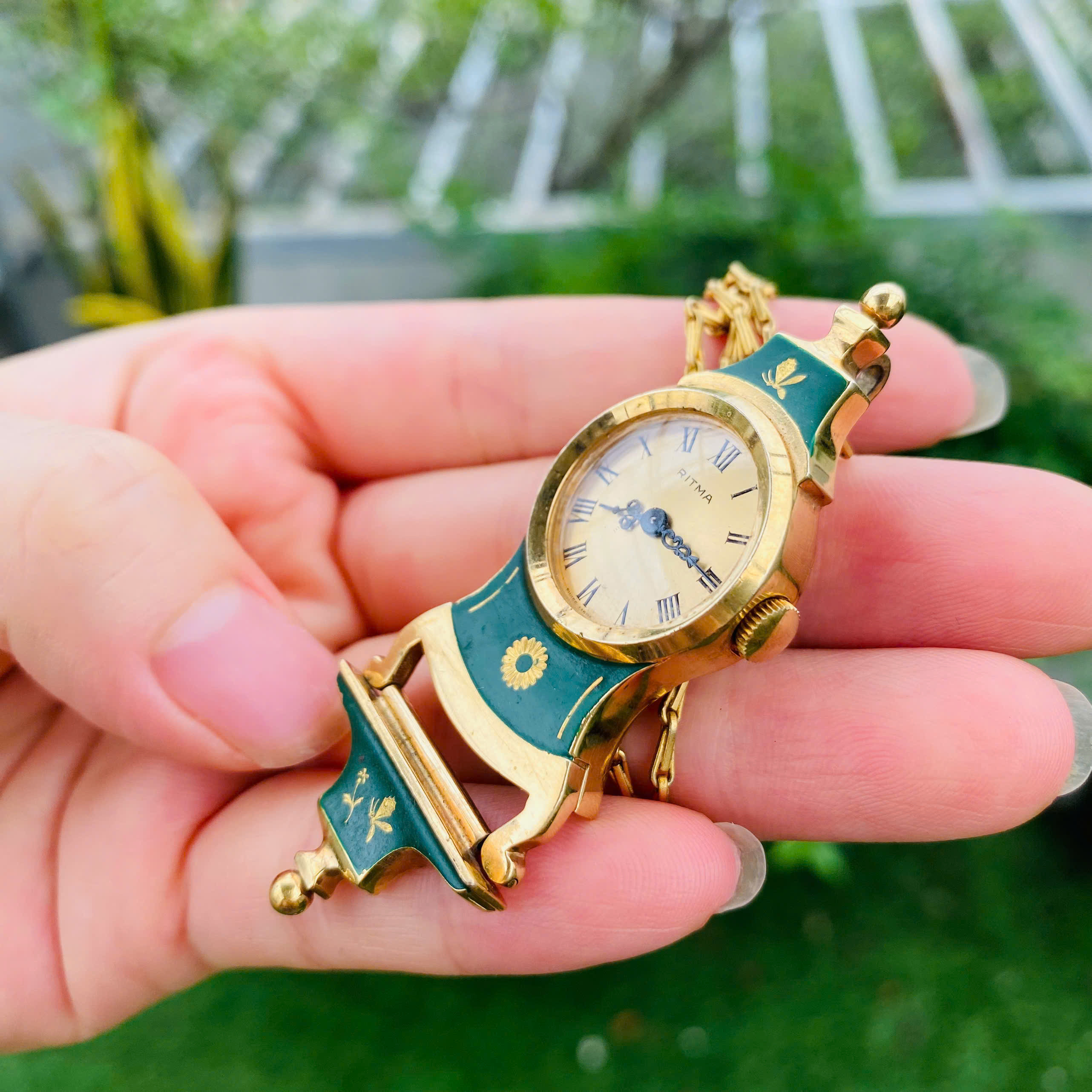 Đồng hồ quýt Ritma Thụy Sĩ thiết kế độc lạ