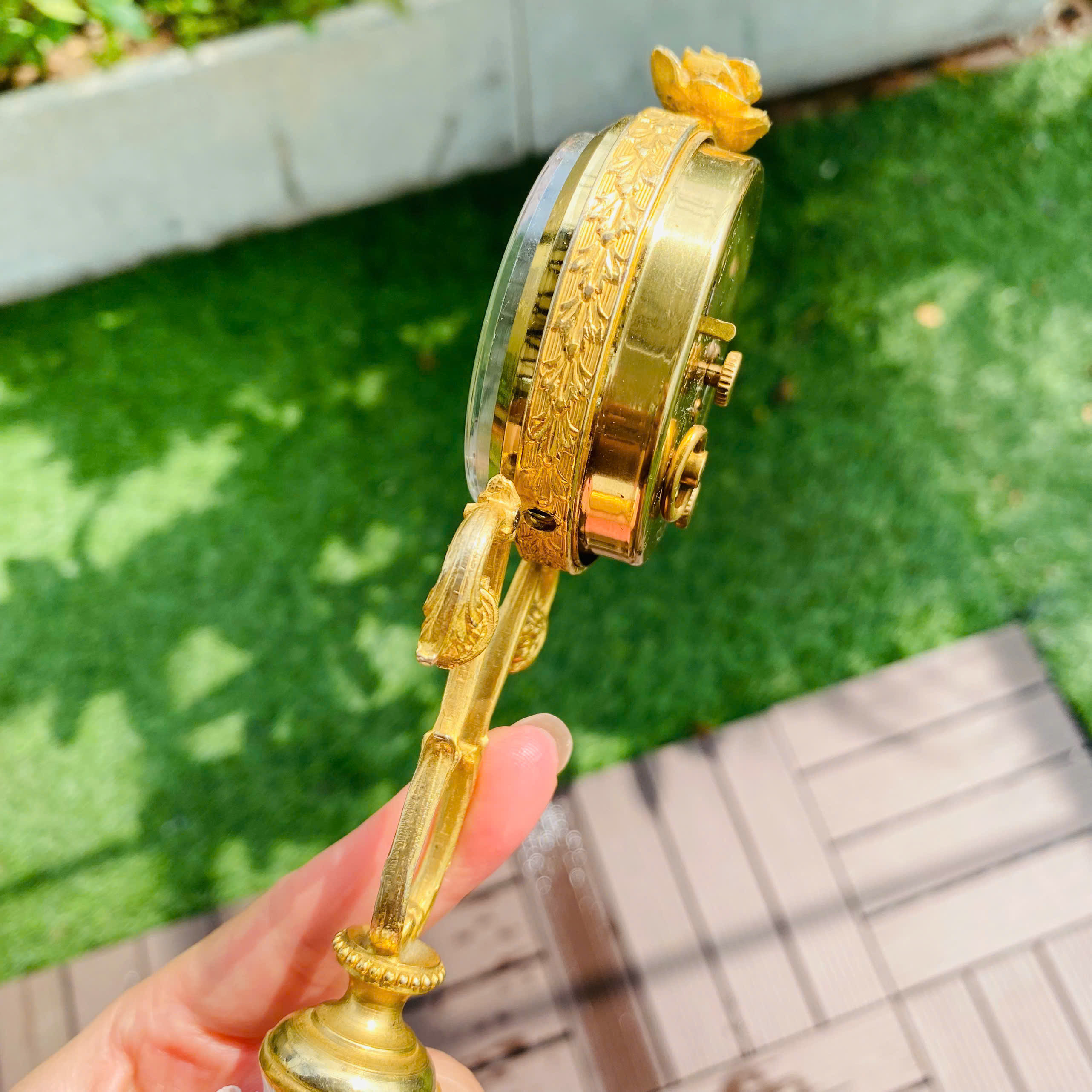 Đồng hồ báo thức Blessing cót ngày