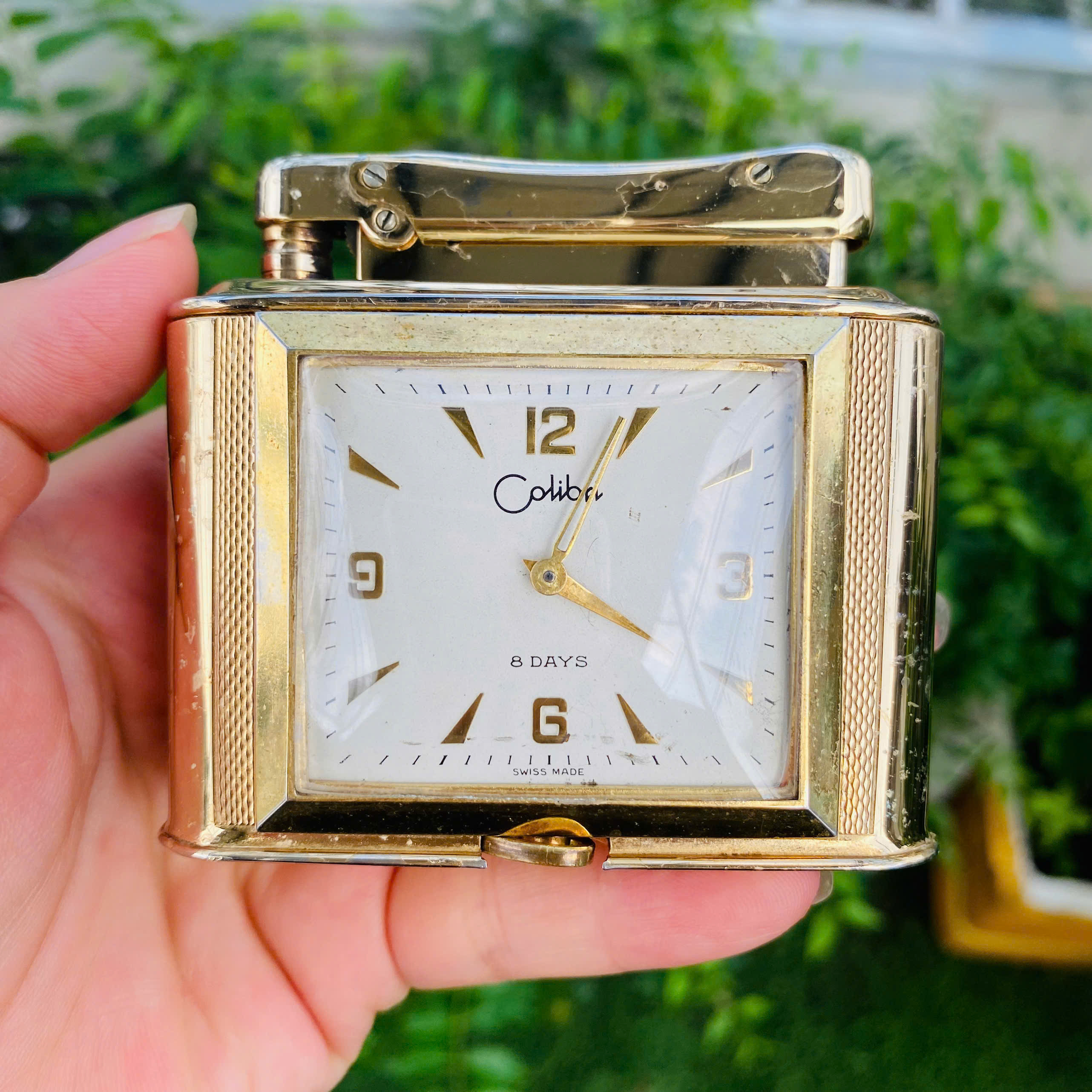 Đồng hồ Colibri Thụy Sĩ kết hợp bật lửa