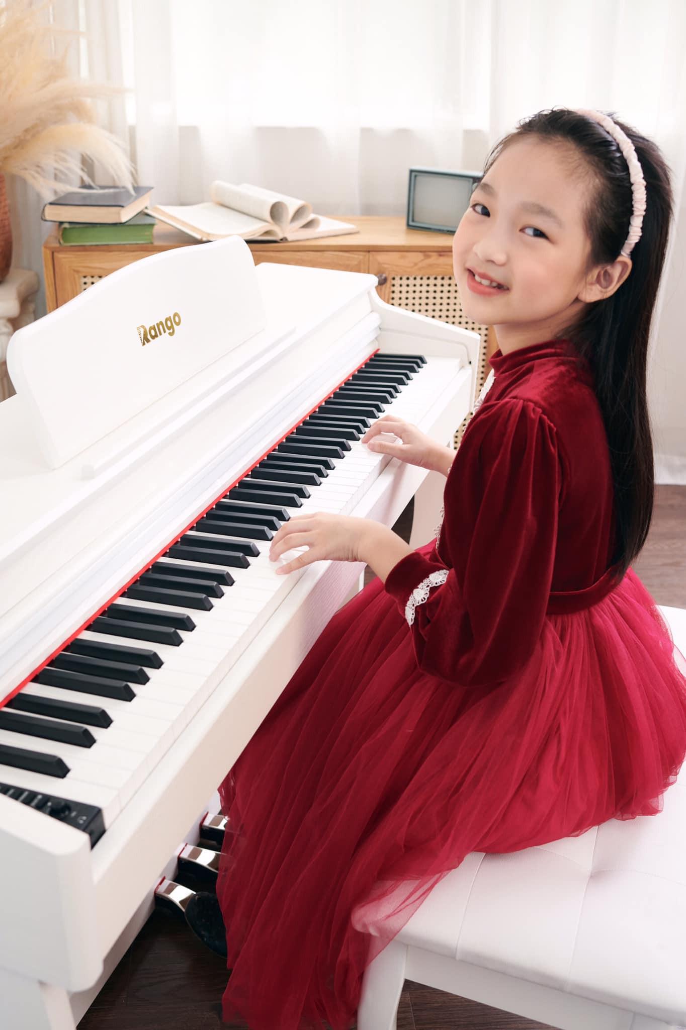 Piano Rango RG330 - WHT + Tặng Tai Nghe Cao Cấp