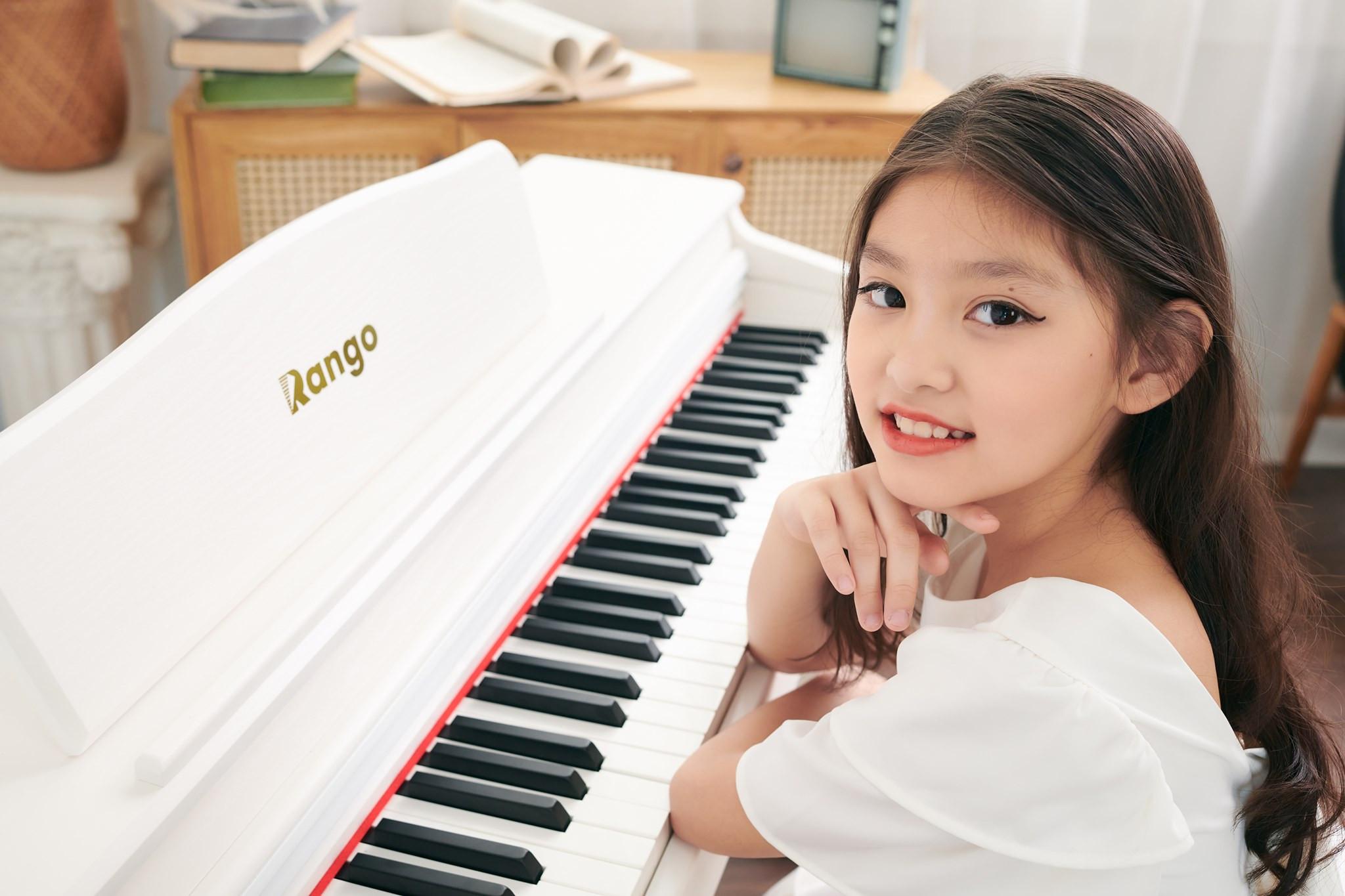 Piano Rango RG330 - WHT + Tặng Tai Nghe Cao Cấp