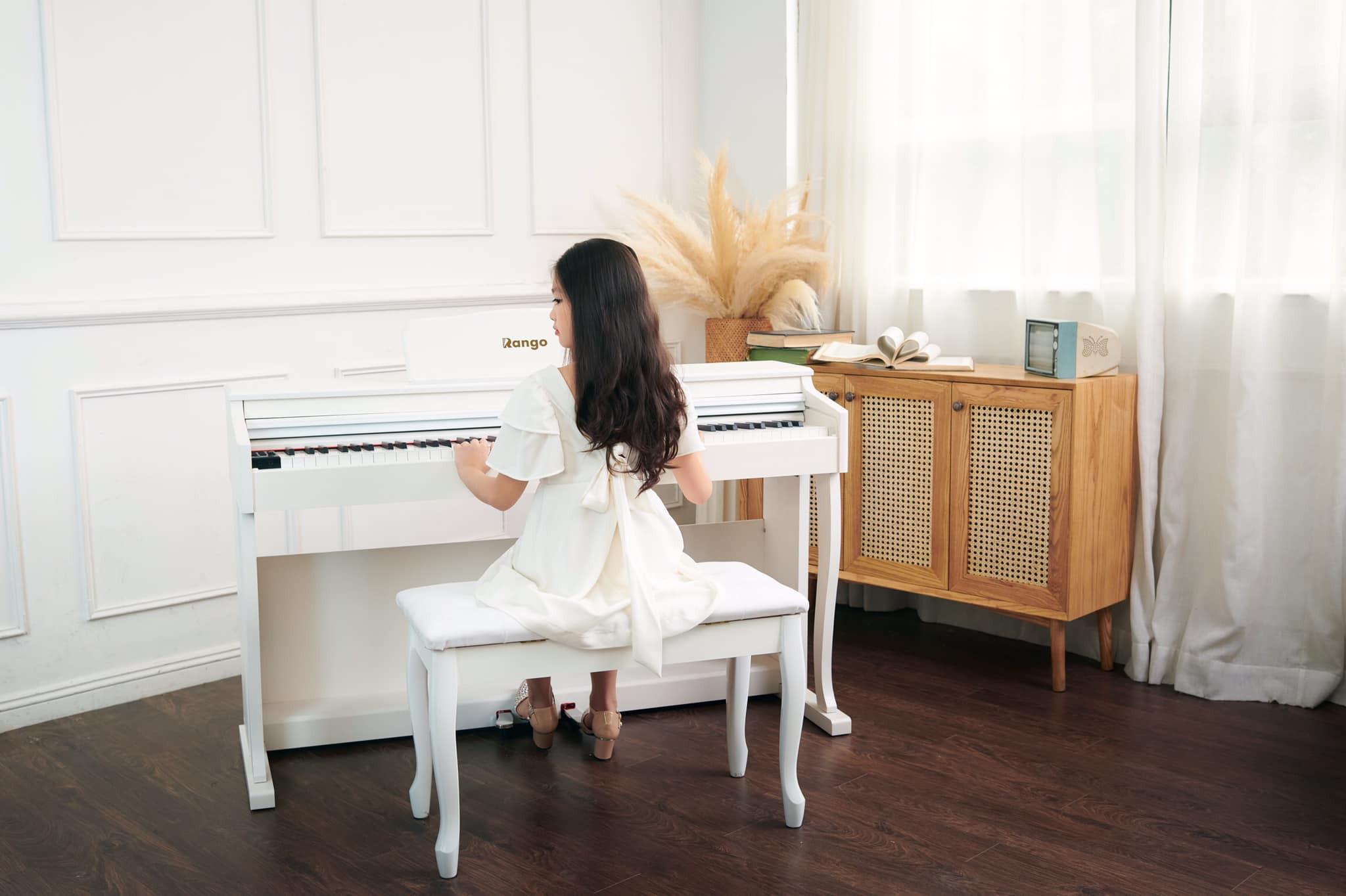 Piano Rango RG330 - WHT + Tặng Tai Nghe Cao Cấp