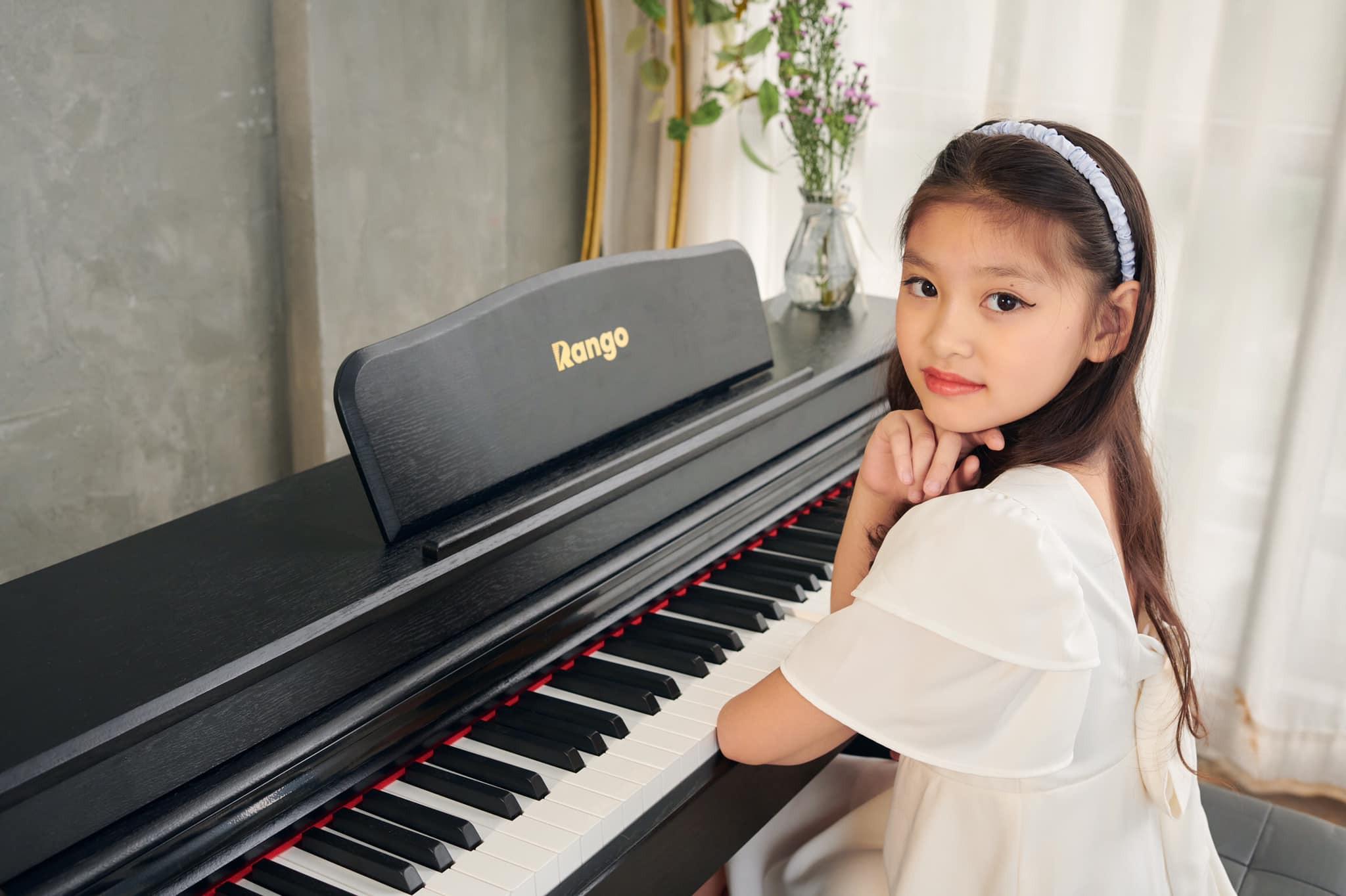 Piano Rango RG330 - BLK + Tặng Tai Nghe Cao Cấp