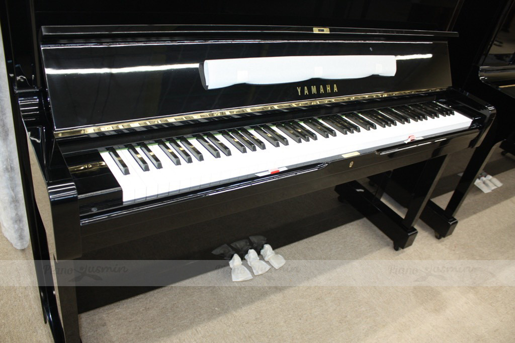 Piano Yamaha U1H