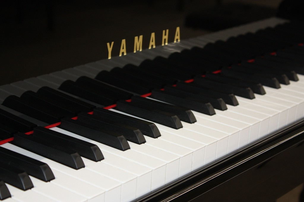 Grand Piano Yamaha C3L