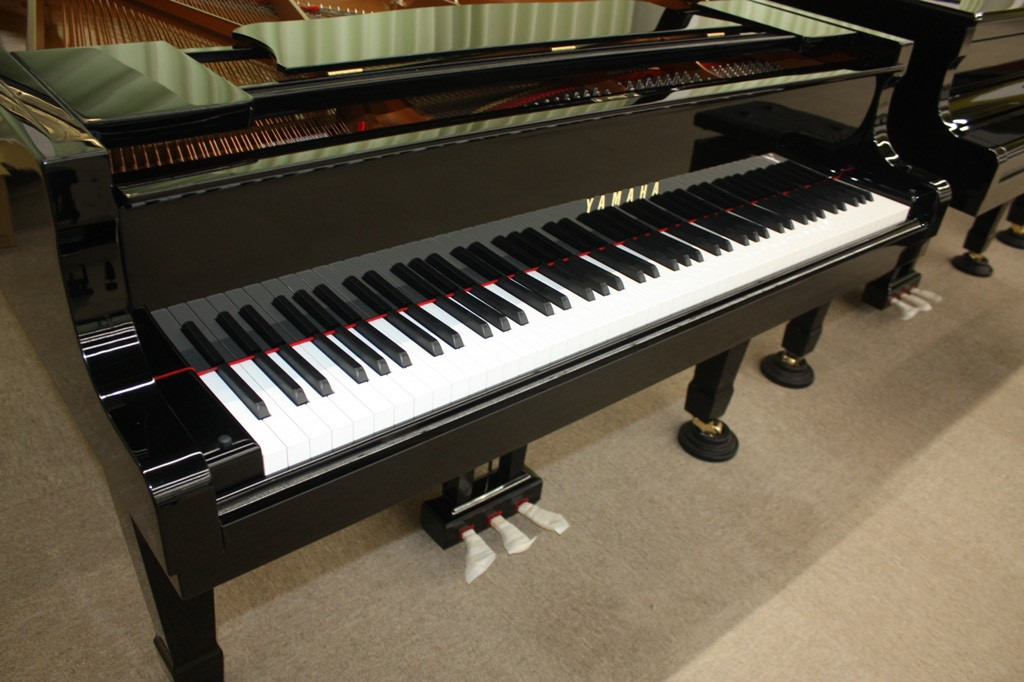 Grand Piano Yamaha C3L