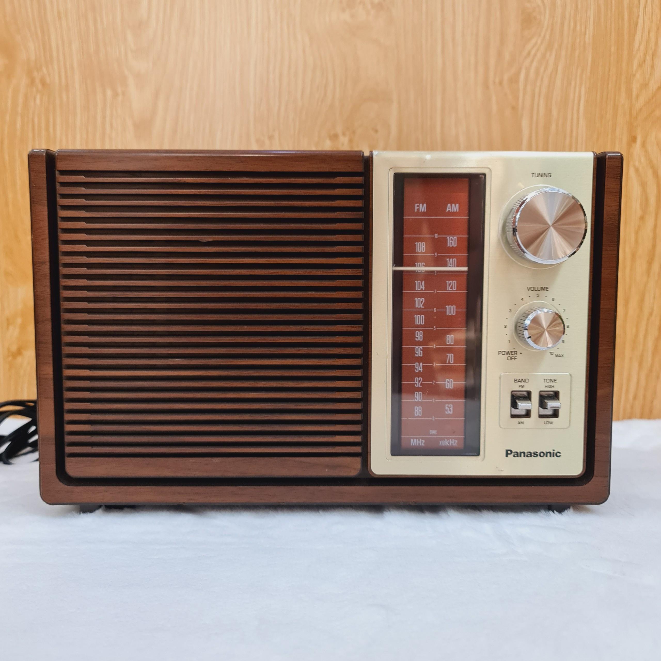 Radio Panasonic - Model RE 6280 - AM-FM