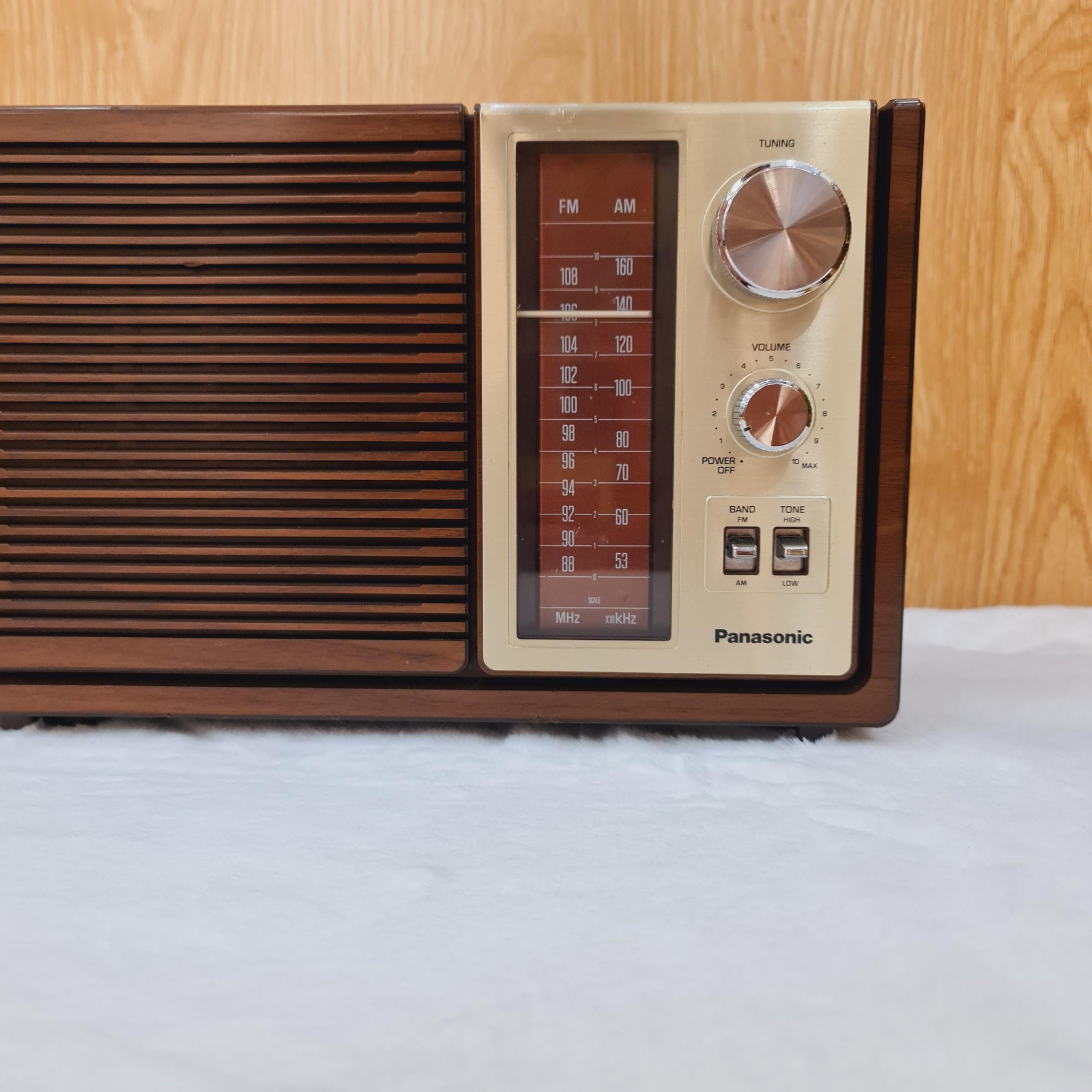 Radio Panasonic - Model RE 6280 - AM-FM