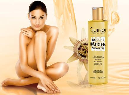 Douche Mirific - Gel tắm với chiết xuất dầu hoa tự nhiên