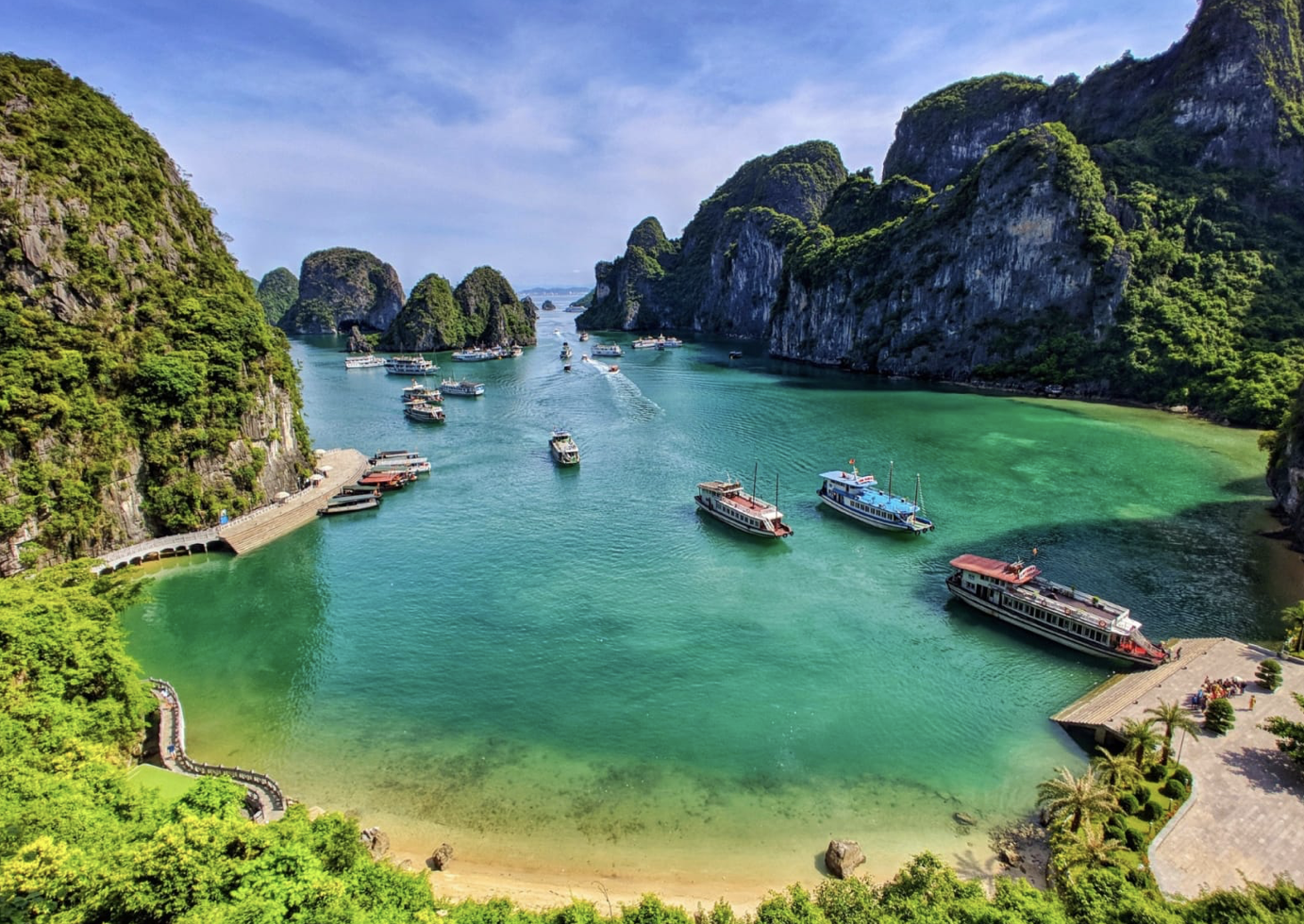 Hanoi – Ninhbinh - Halong- Sapa – Danang -  Hoian - Bana Hills 8 days 7 nights