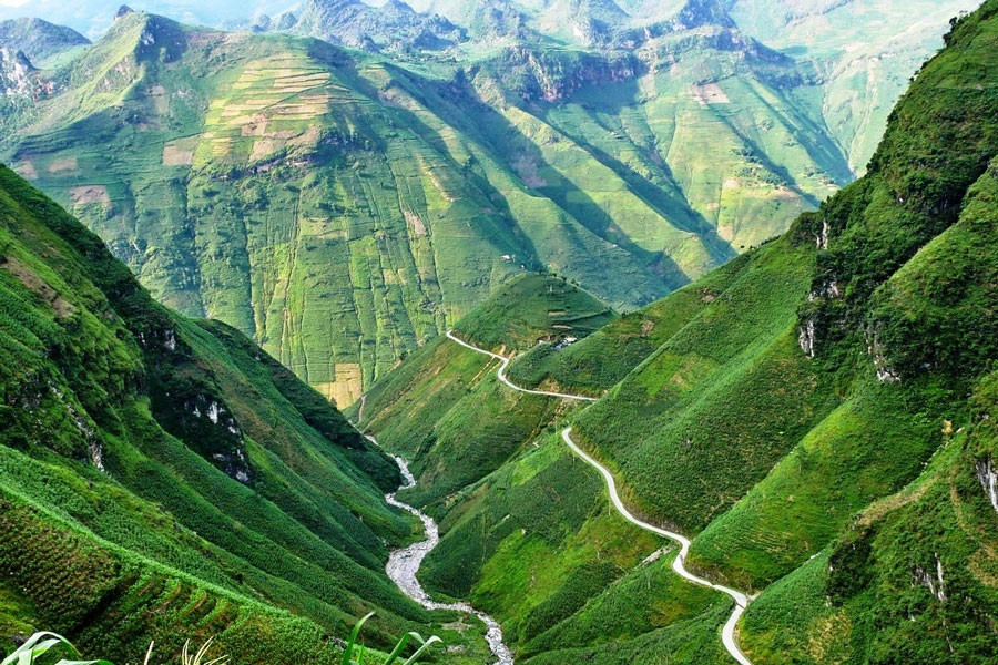 Ha Giang Adventure Tour 3 days 2 nights