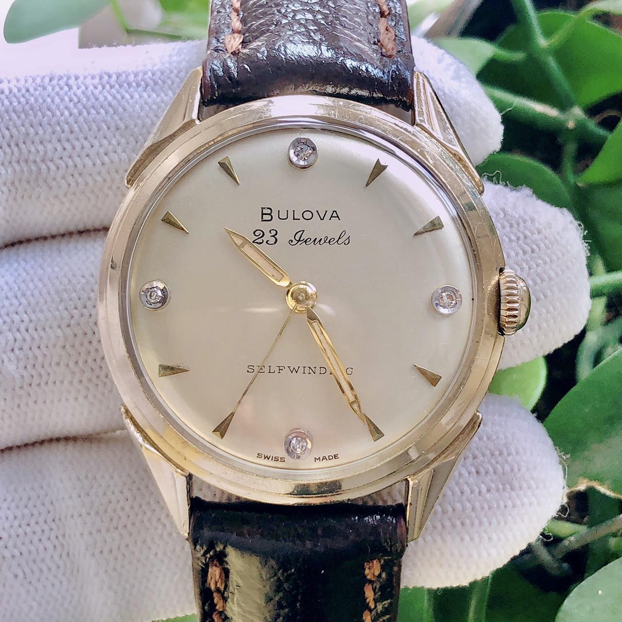 Đồng hồ đeo tay Bulova