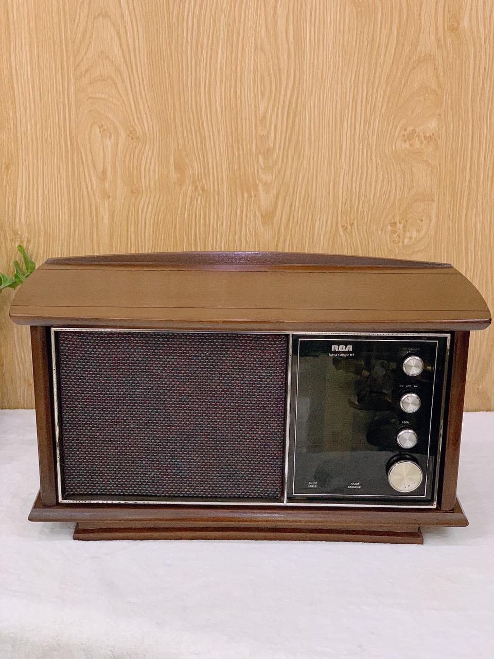 Radio RCA 1040W Walnut