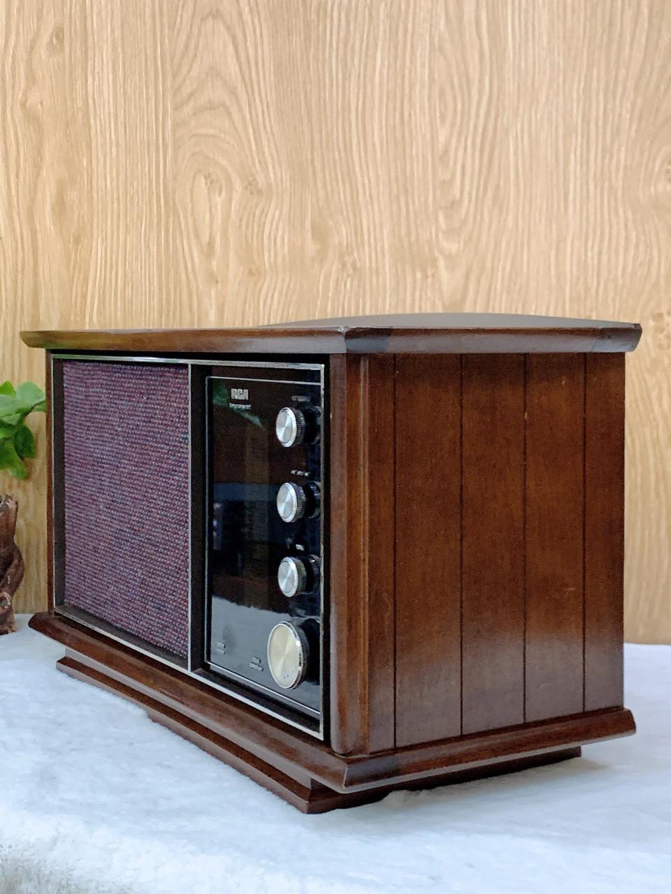 Radio RCA 1040W Walnut