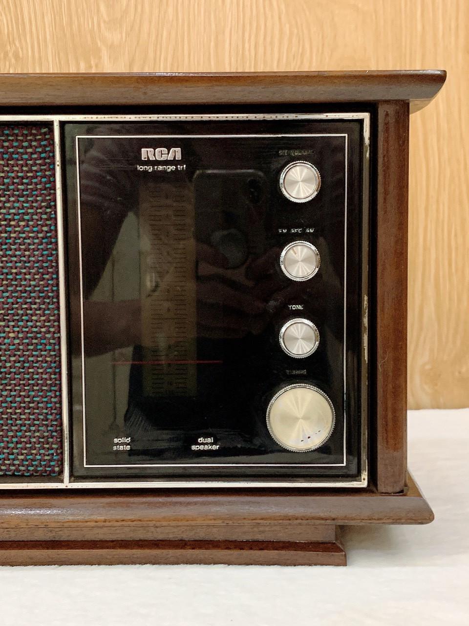 Radio RCA 1040W Walnut