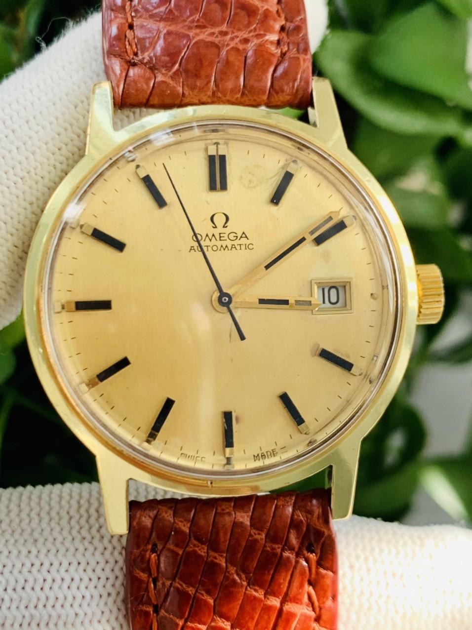 Đồng hồ đeo tay Omega - Automatic