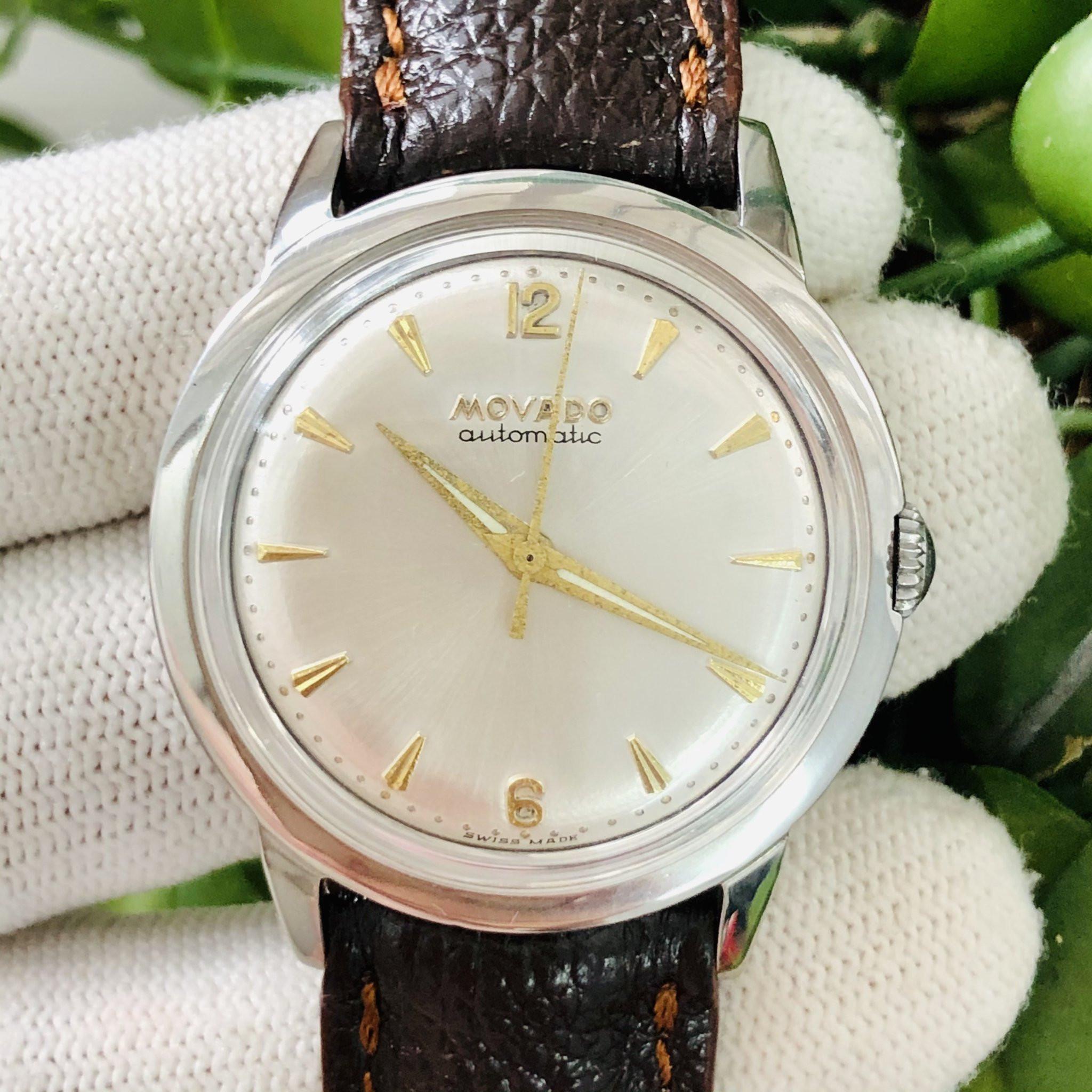 Đồng hồ đeo tay Movado