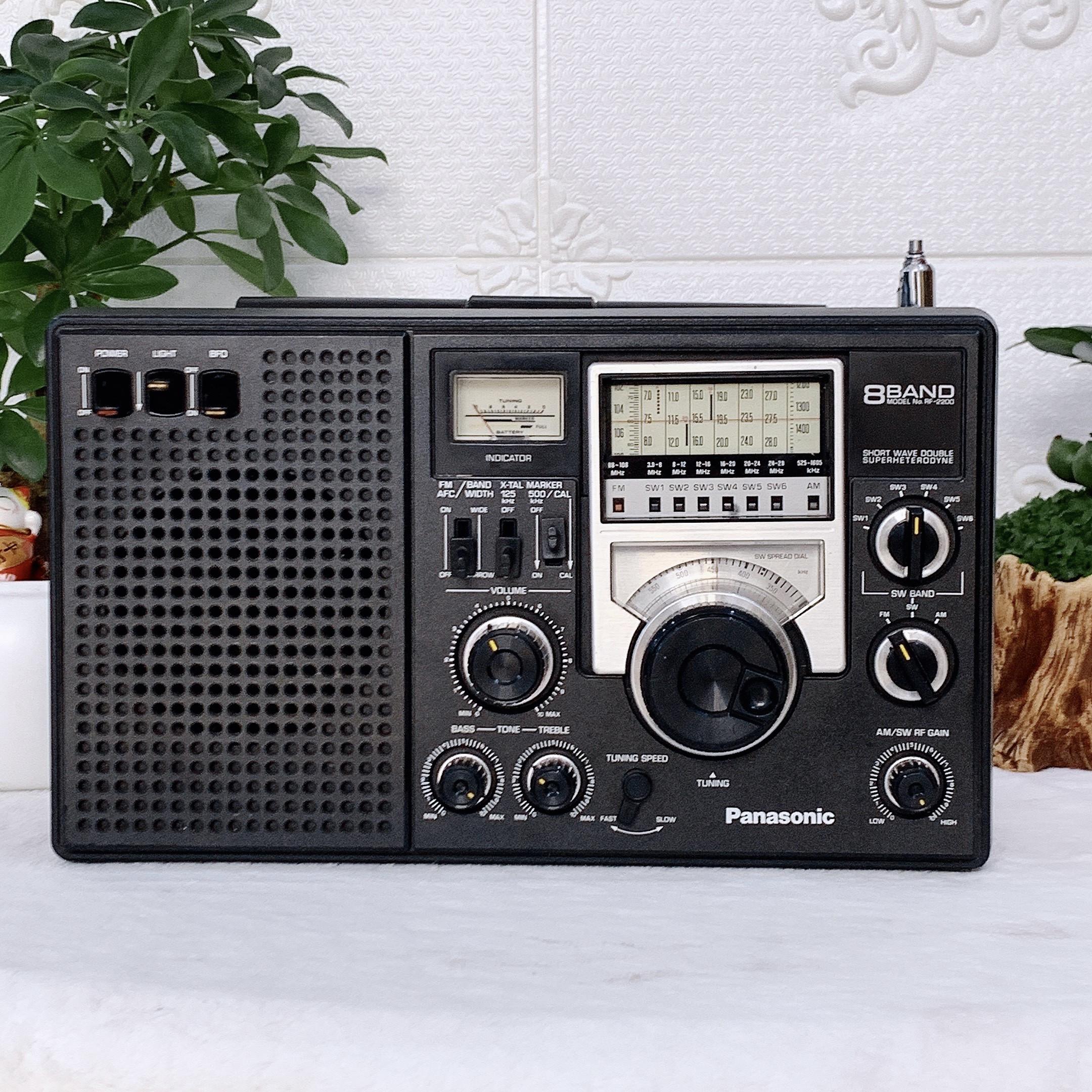 Radio Panasonic RF - 2200 AM/FM