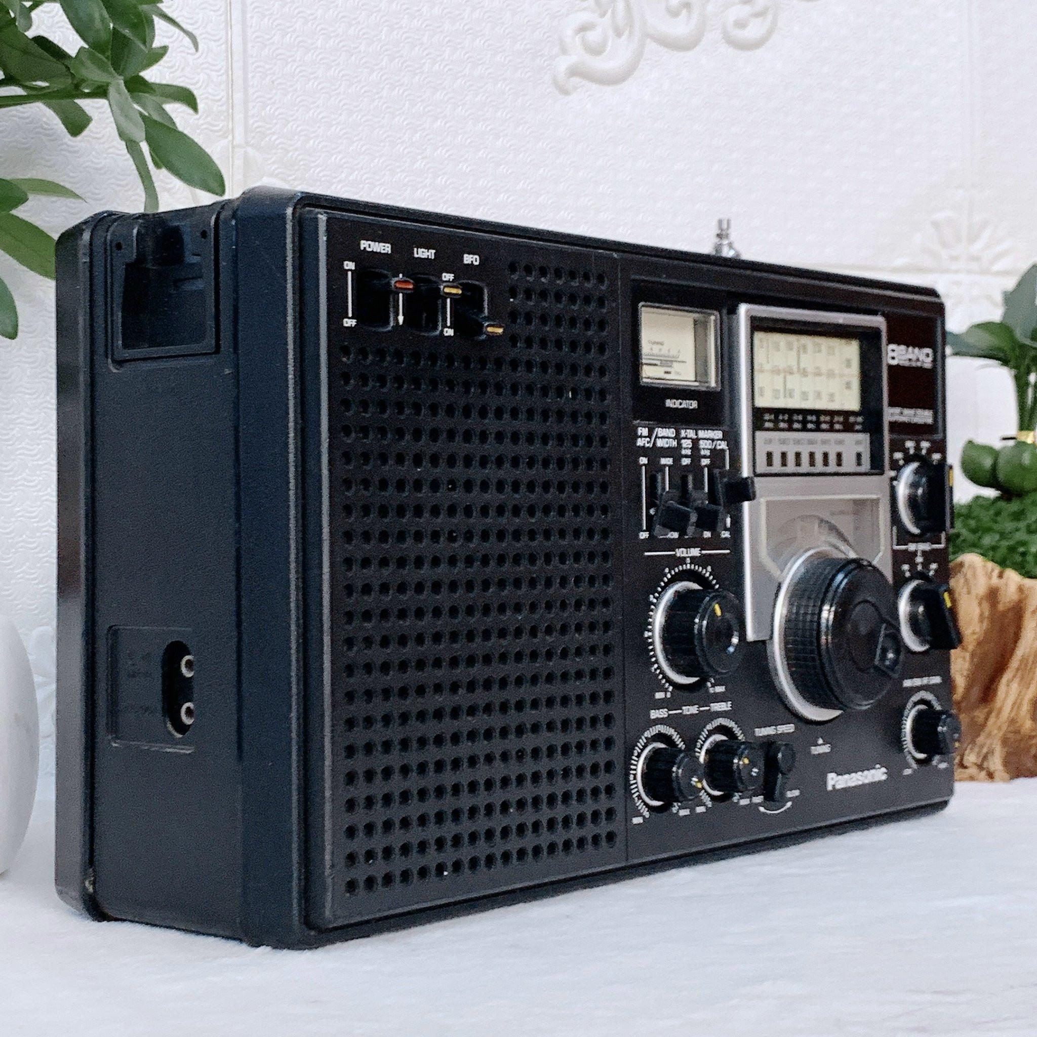 Radio Panasonic RF - 2200 AM/FM