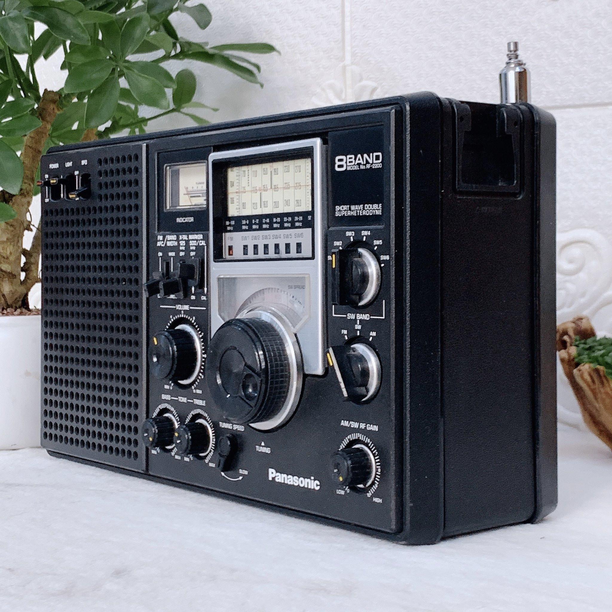 Radio Panasonic RF - 2200 AM/FM