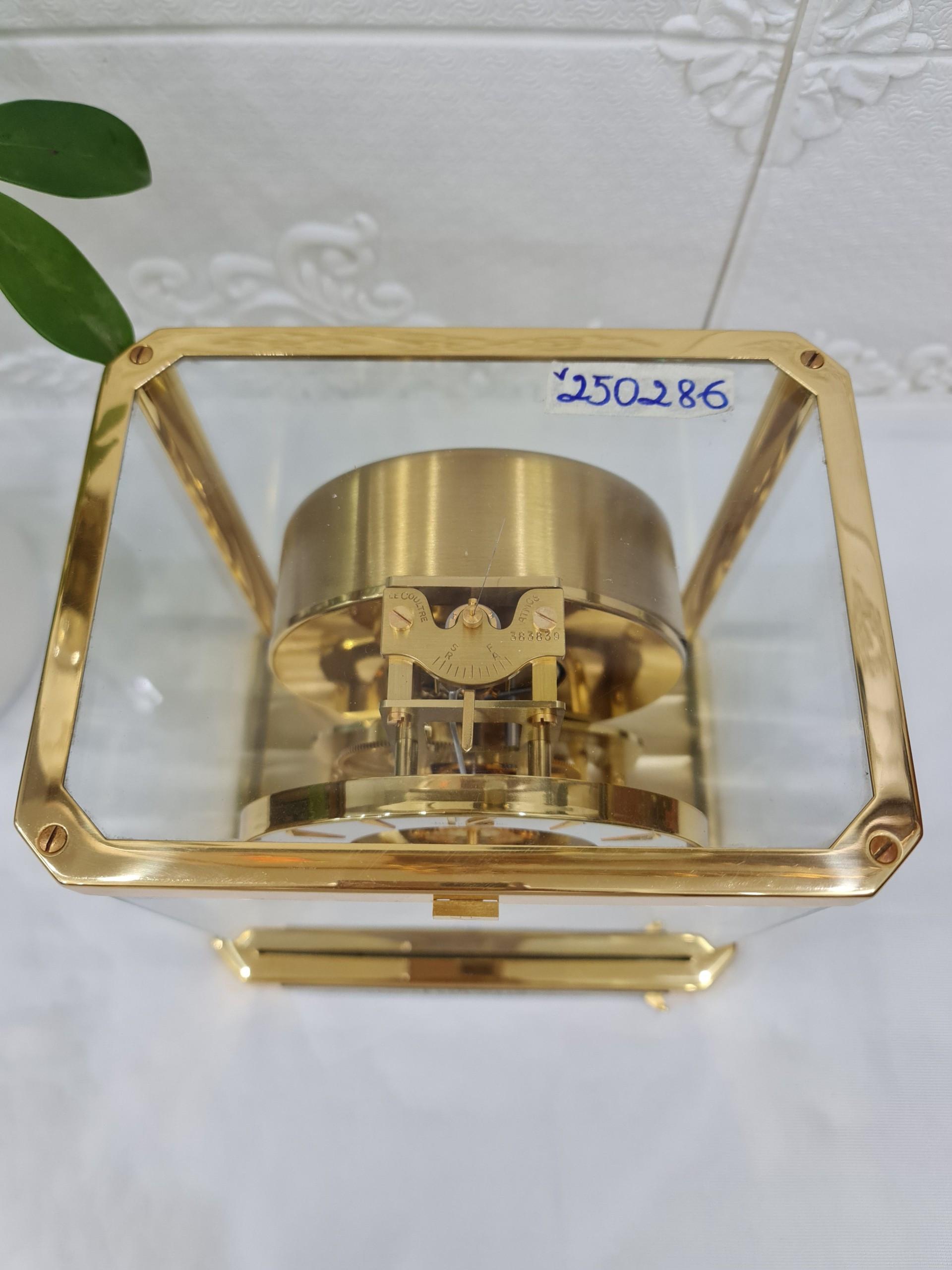 Đồng hồ Atmos Model 528-8 Jaeger Lecoultre