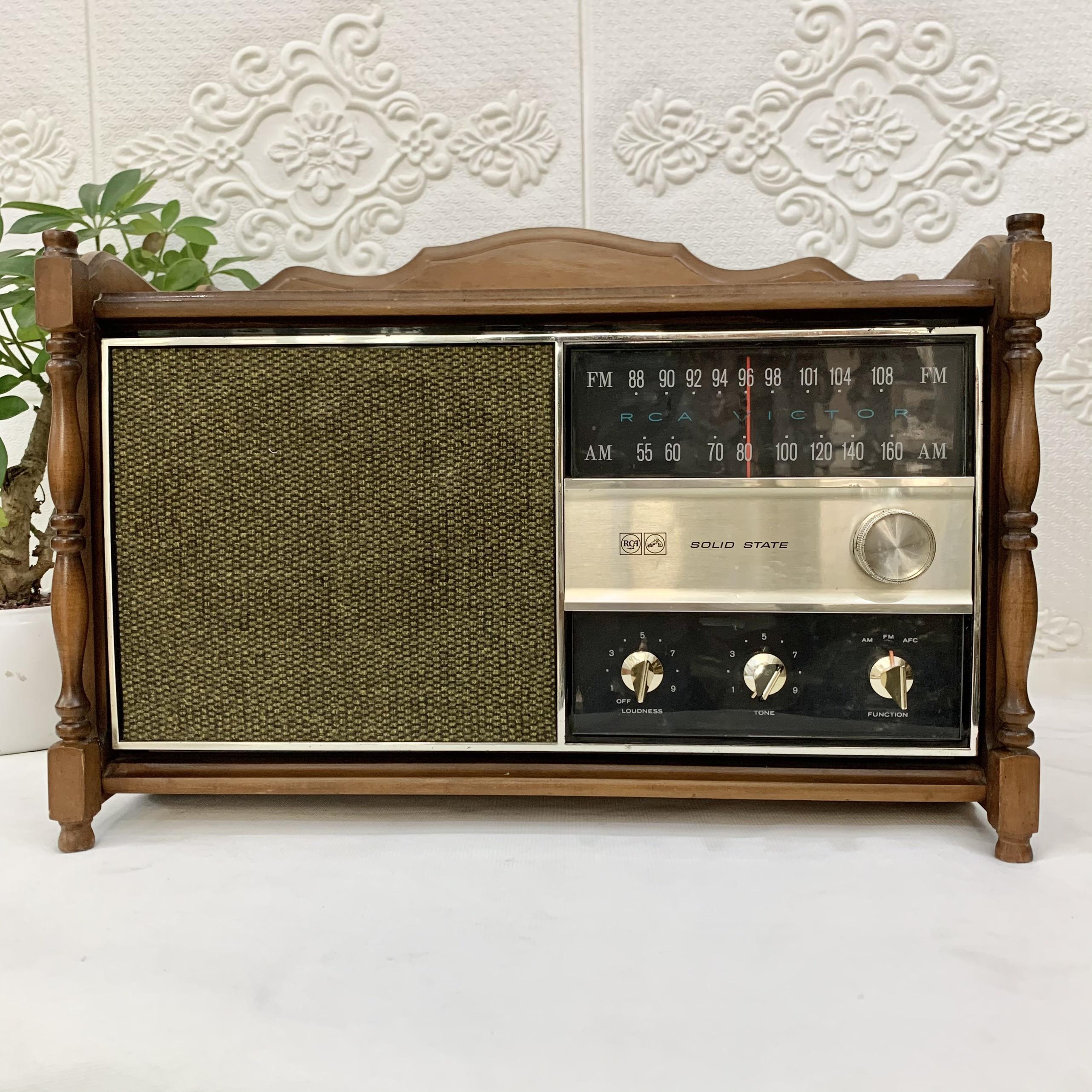 Radio RCA Victor Model RJC48 Maple