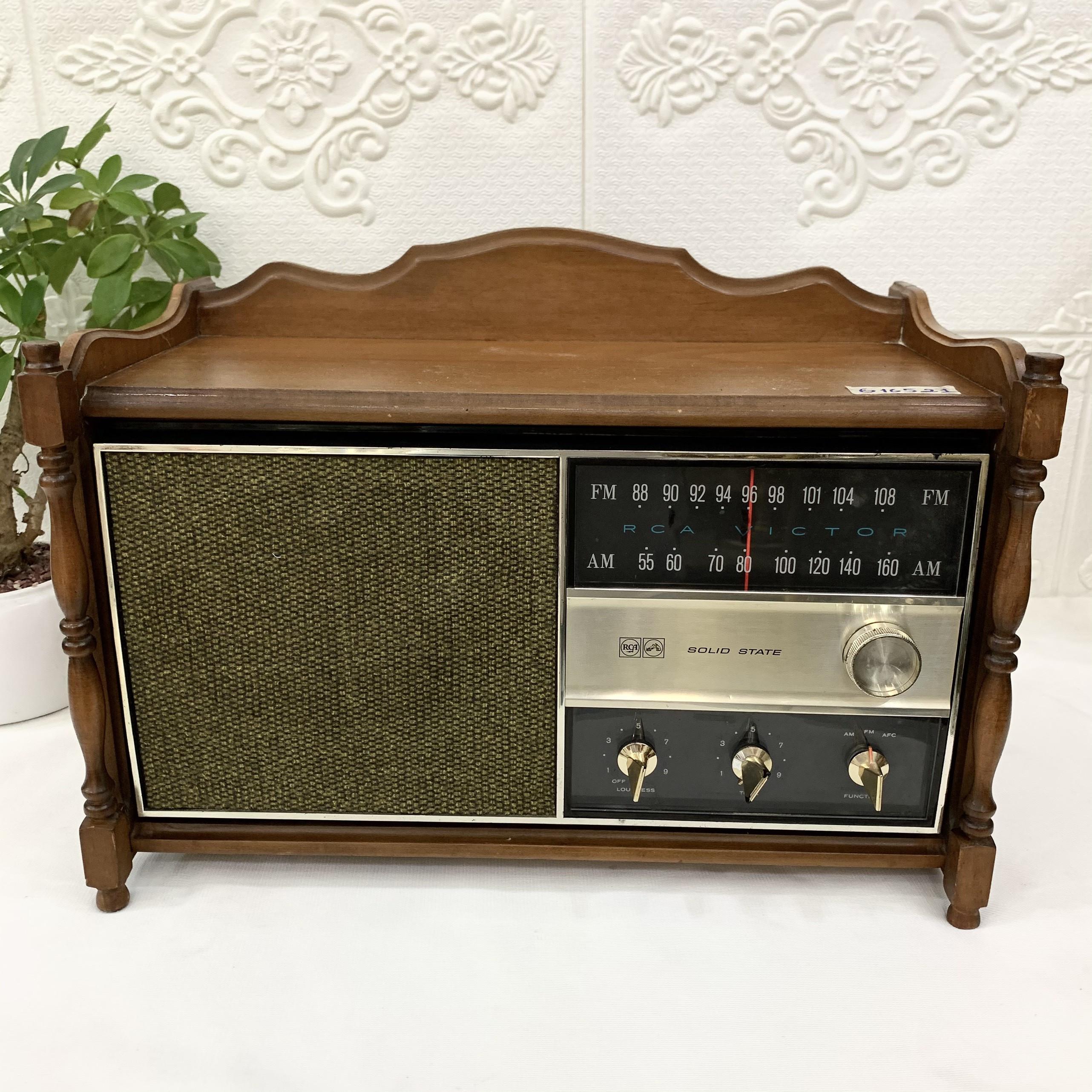 Radio RCA Victor Model RJC48 Maple