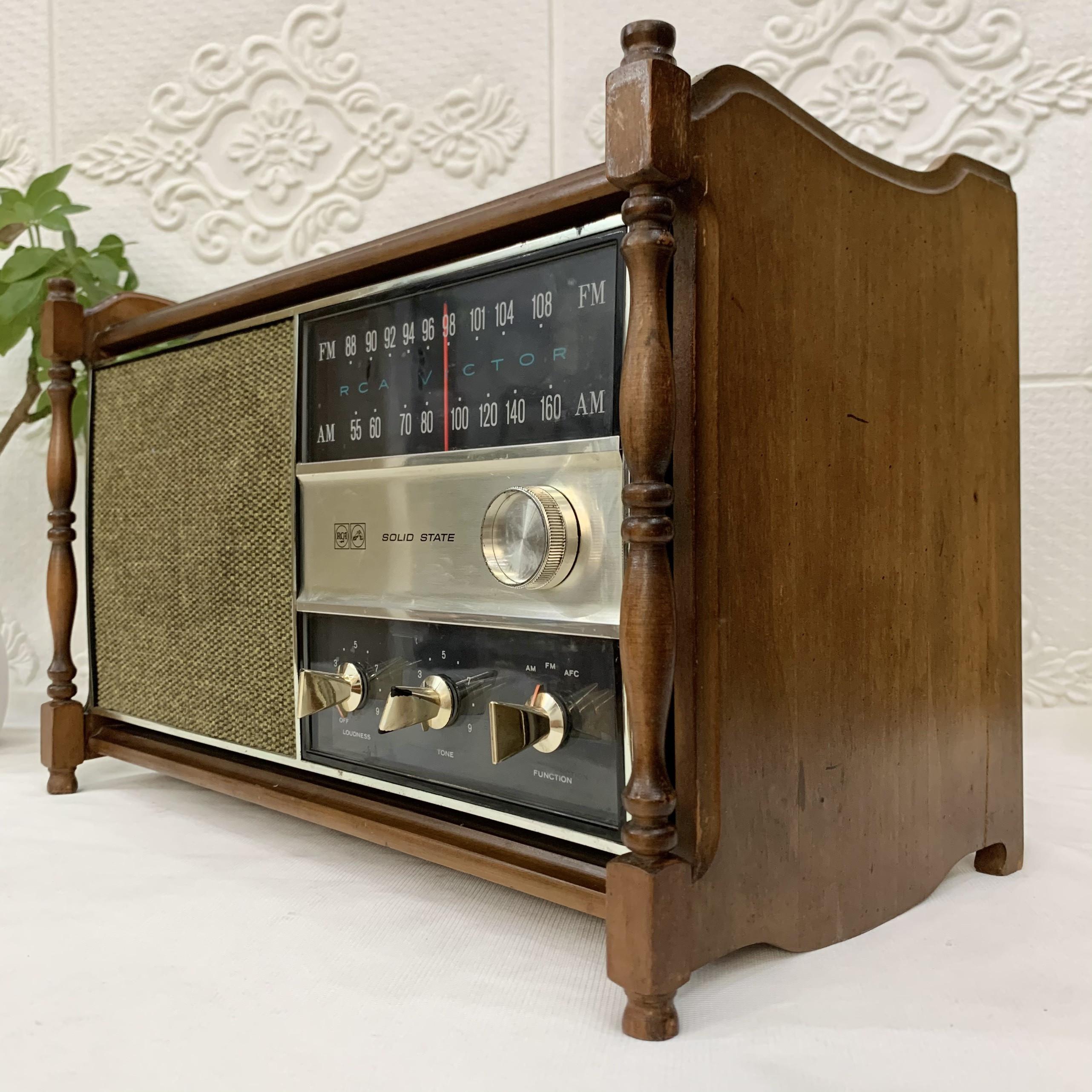 Radio RCA Victor Model RJC48 Maple