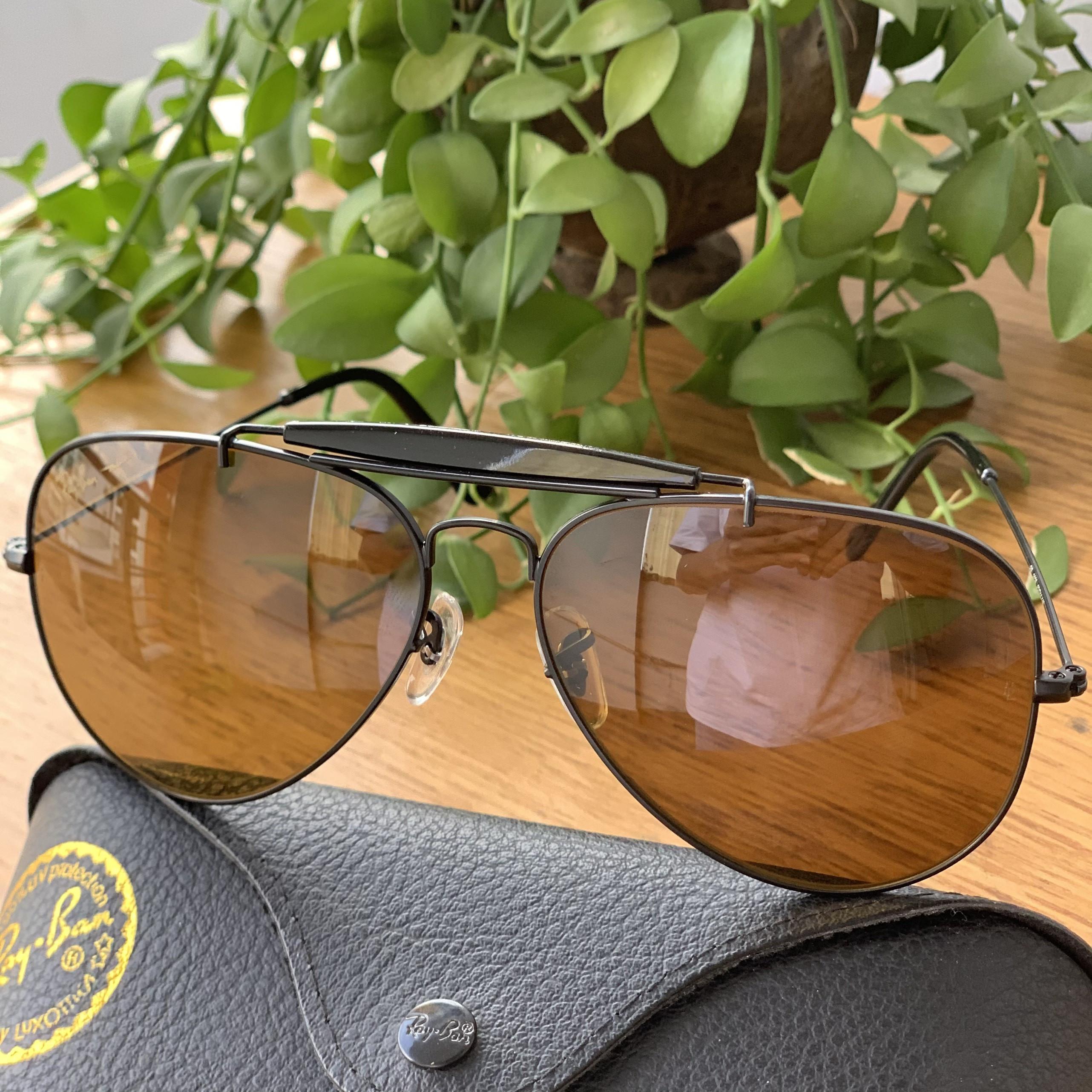 Kính mắt RayBan - tròng kính đổi màu