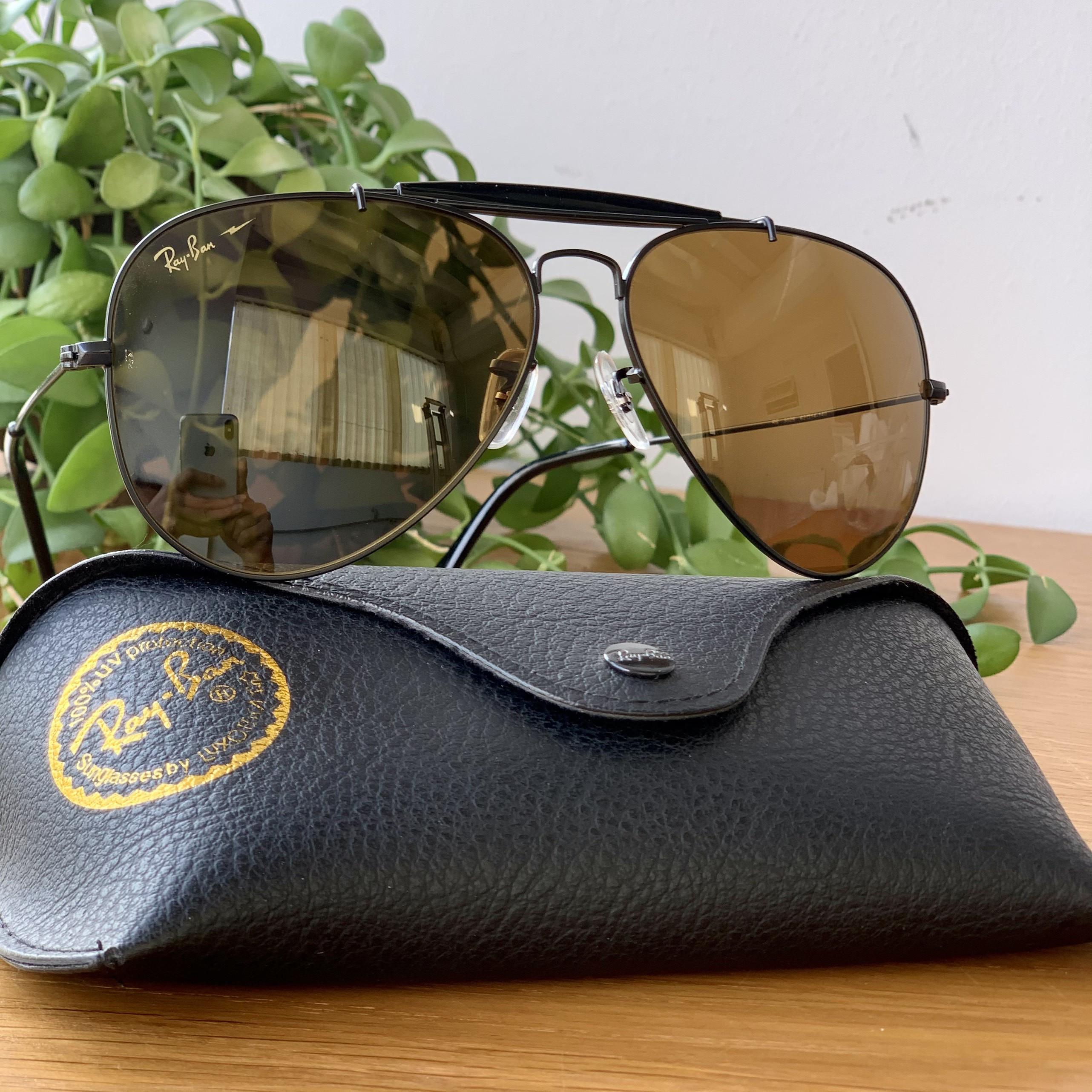 Kính mắt RayBan - tròng kính đổi màu