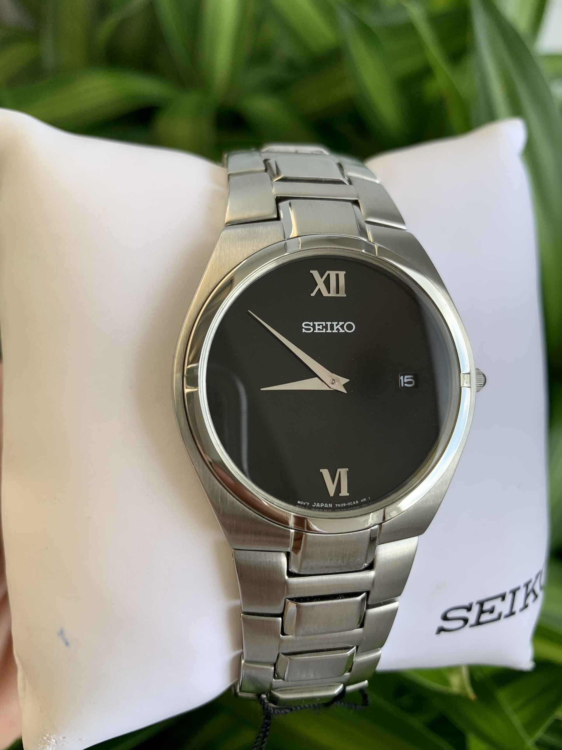 Đồng hồ đeo tay nam Seiko mặt đen