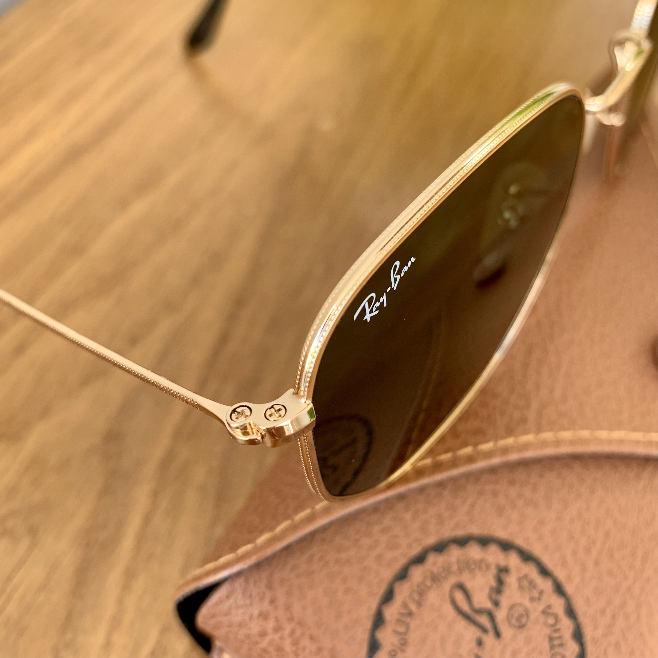 Kính mắt thời trang Rayban - Made in Italy