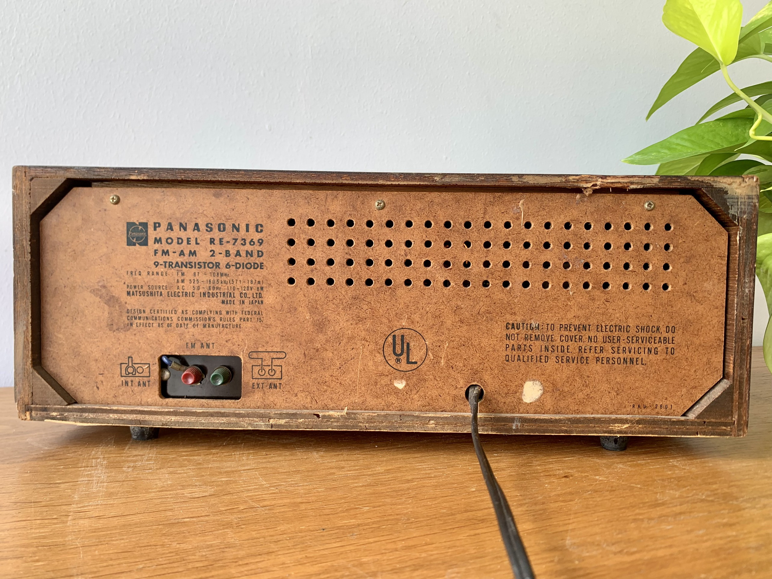 Radio Panasonic AM/FM model RE-7369 Japan