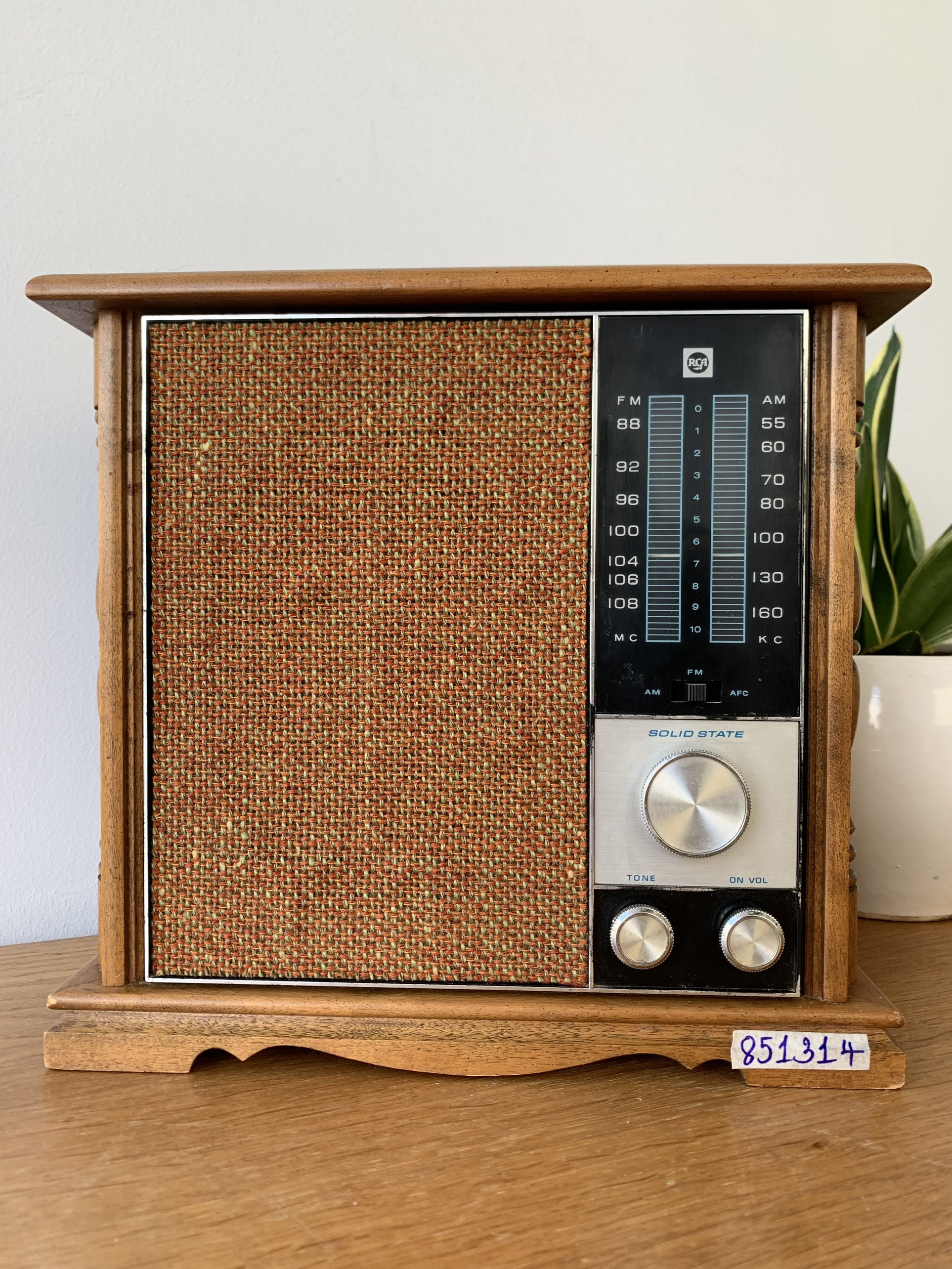 Radio RCA model RLC47L Japan