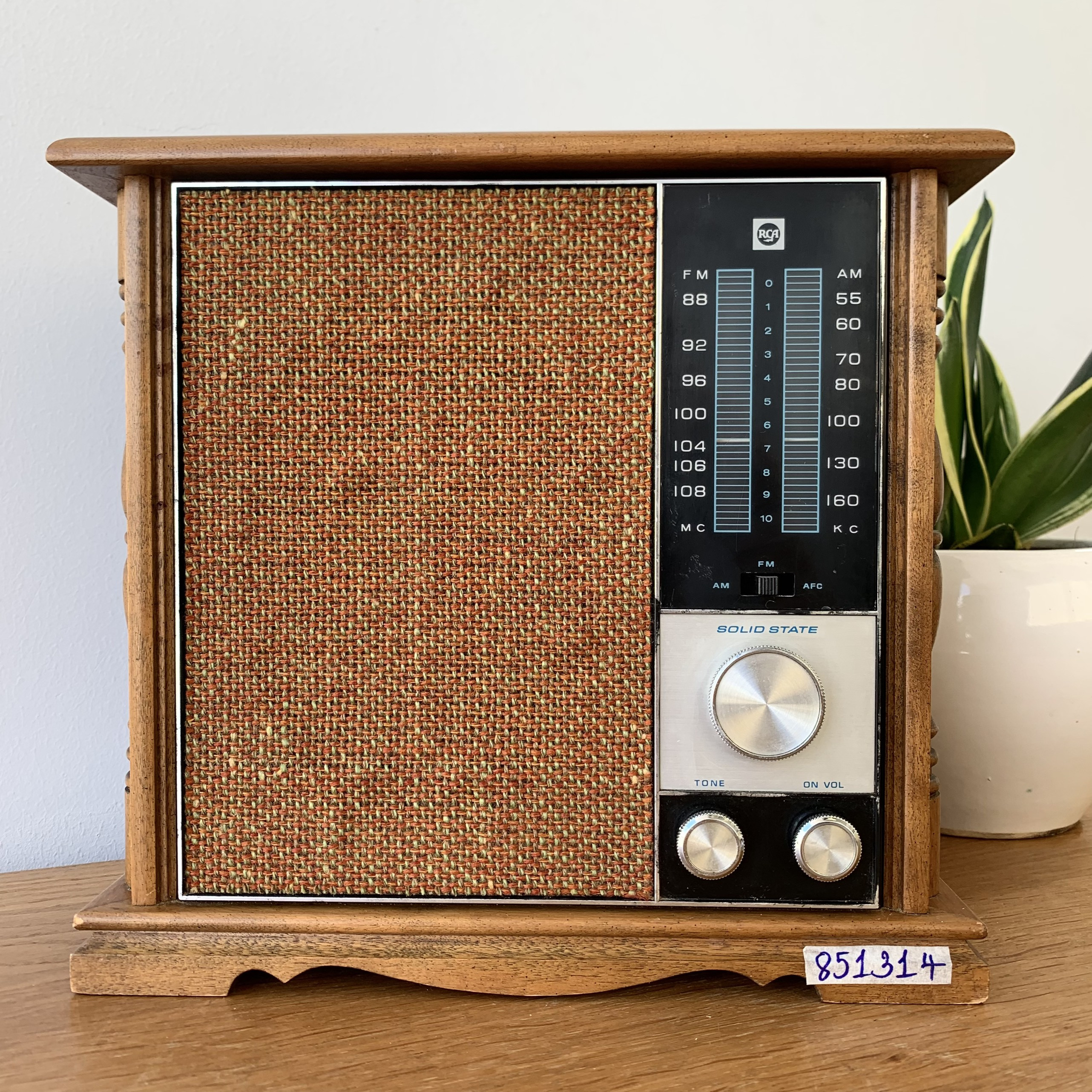 Radio RCA model RLC47L Japan