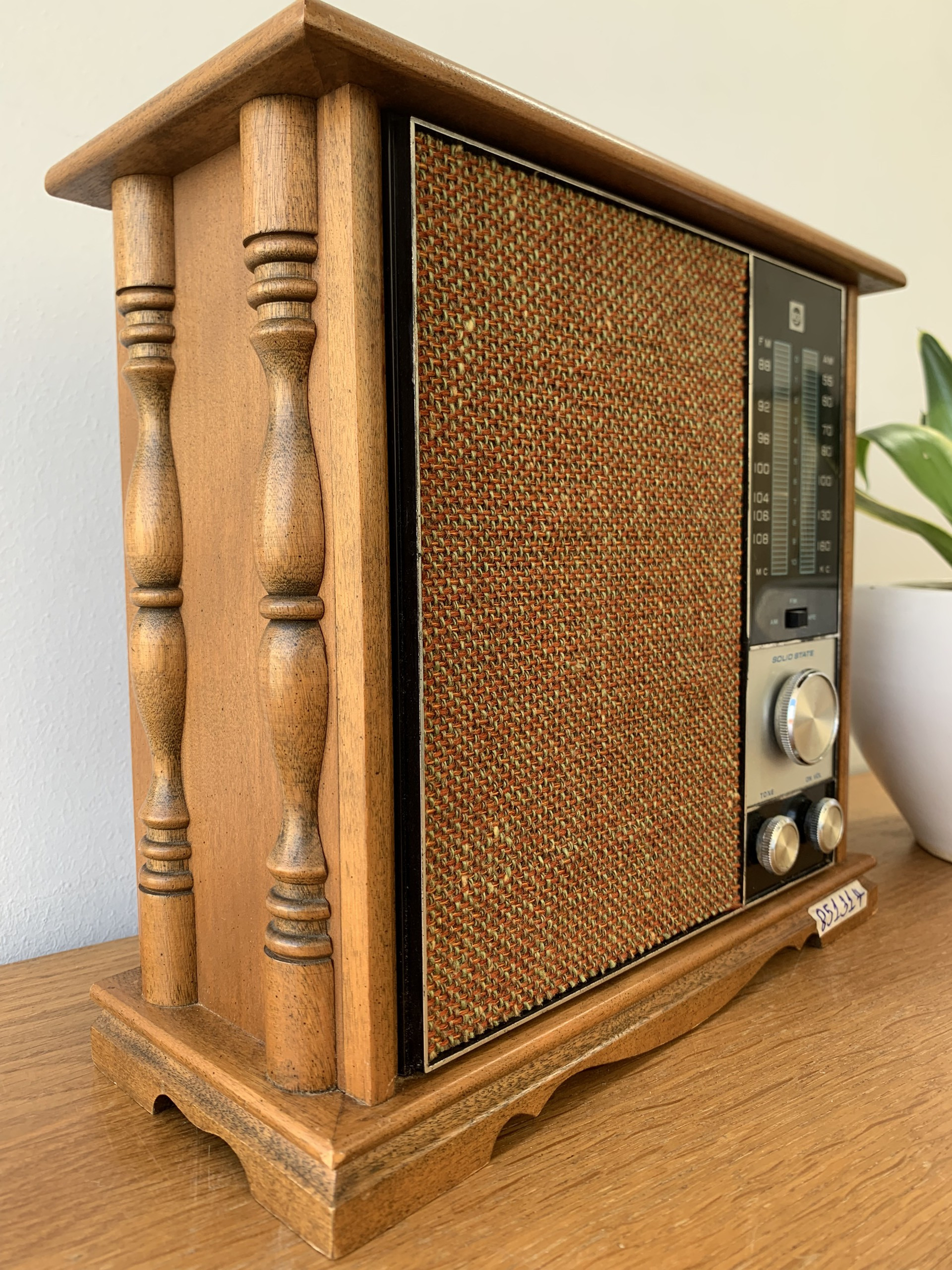 Radio RCA model RLC47L Japan