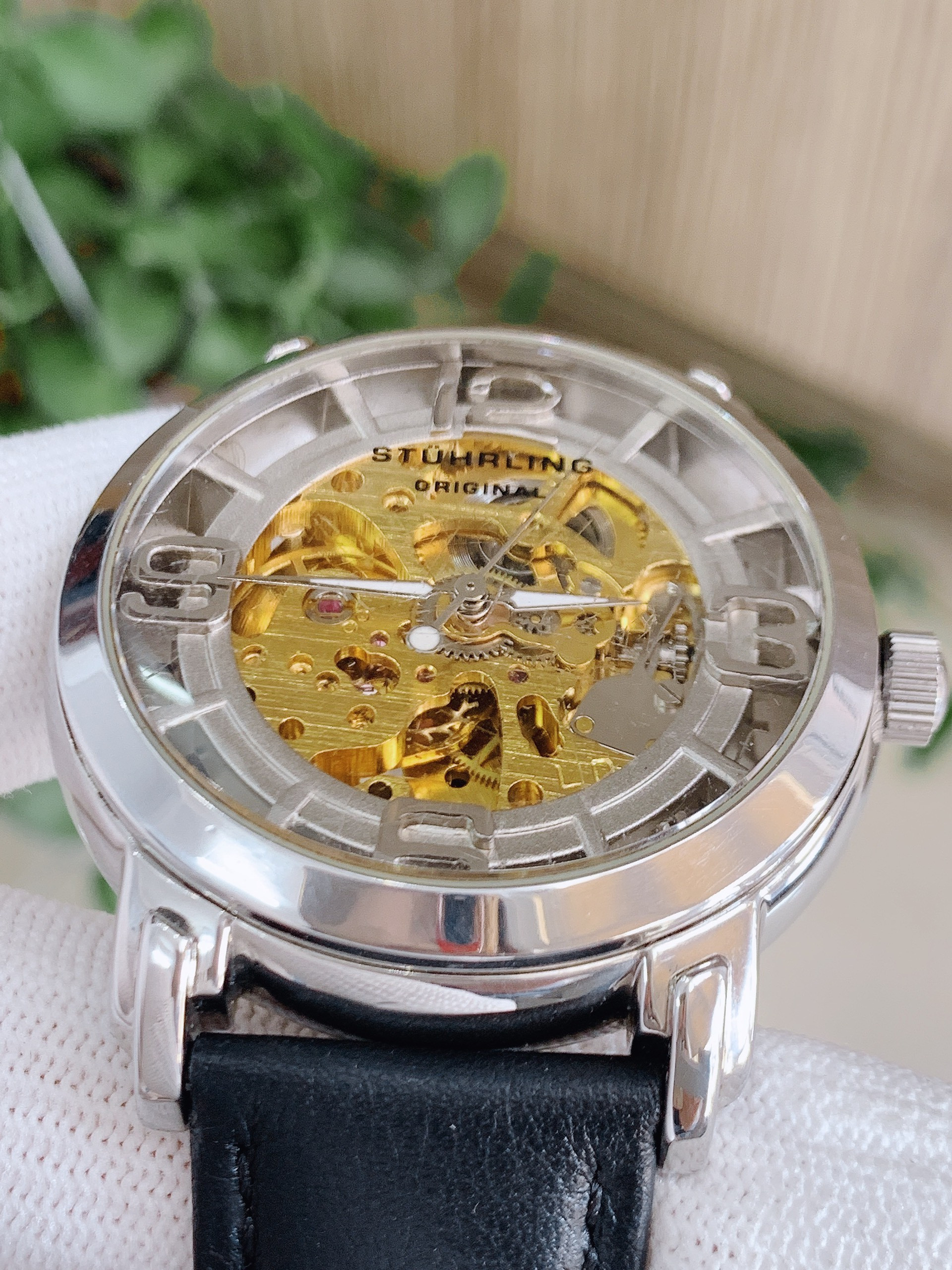 Đồng hồ đeo tay nam Stuhrling Original