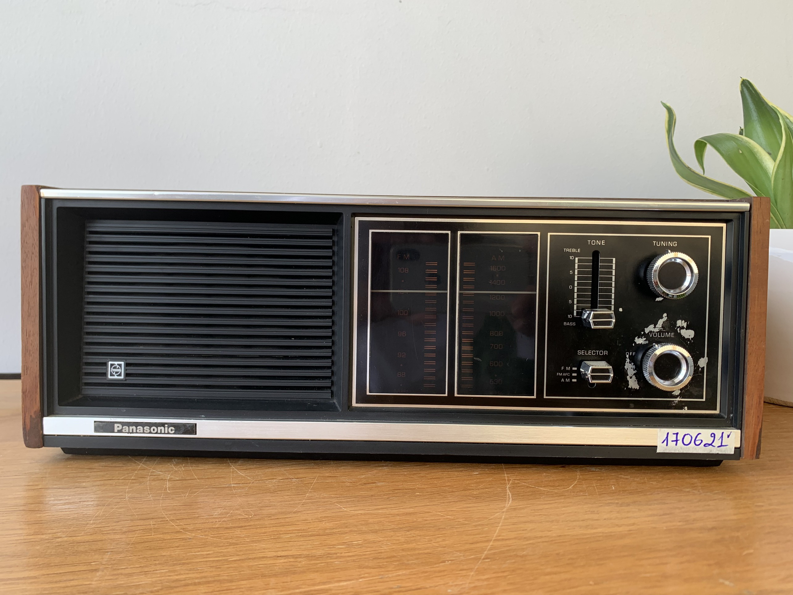 Radio Panasonic model RE-7371 Japan