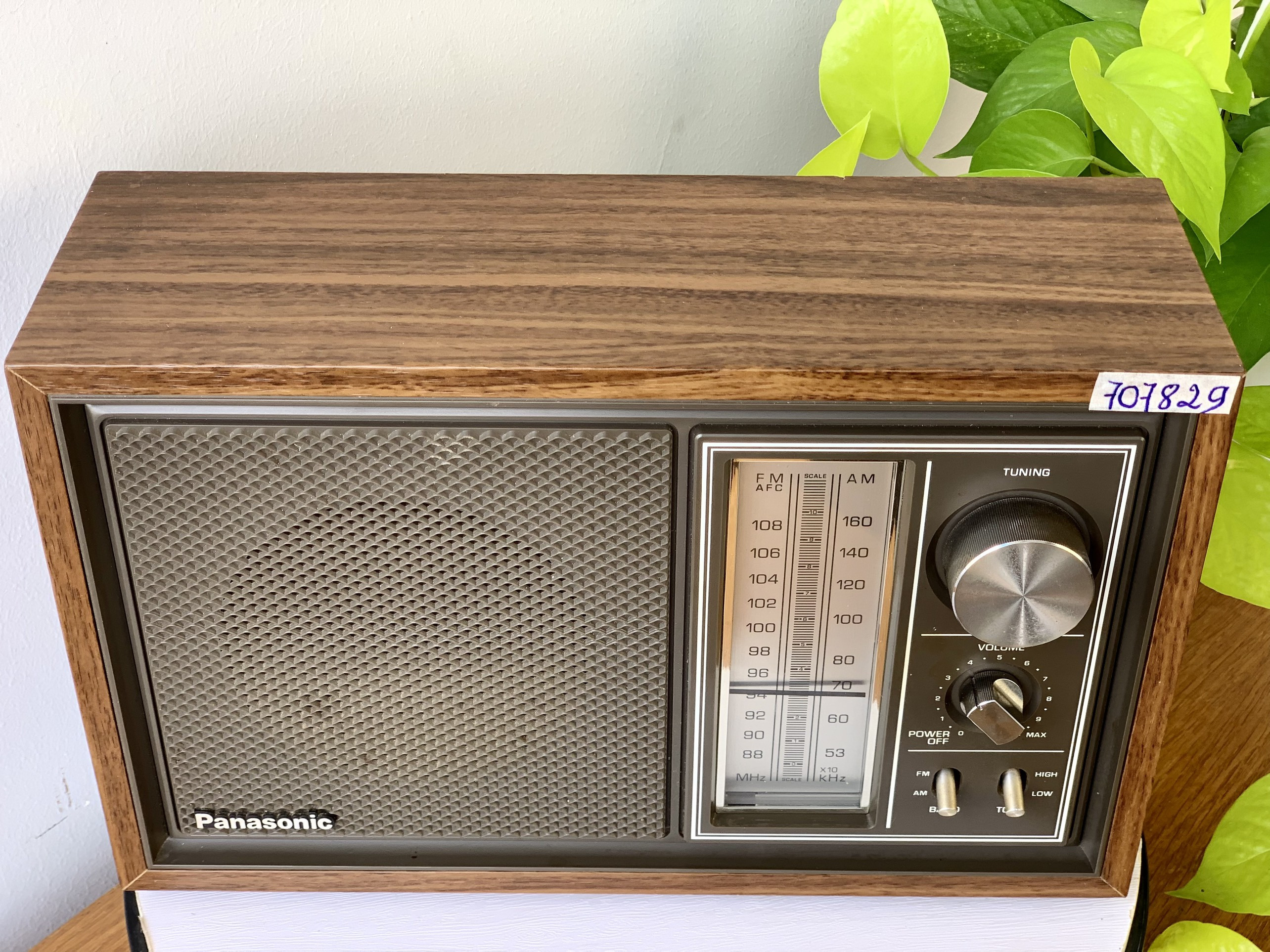 Radio Panasonic model RE-6289 AM/FM