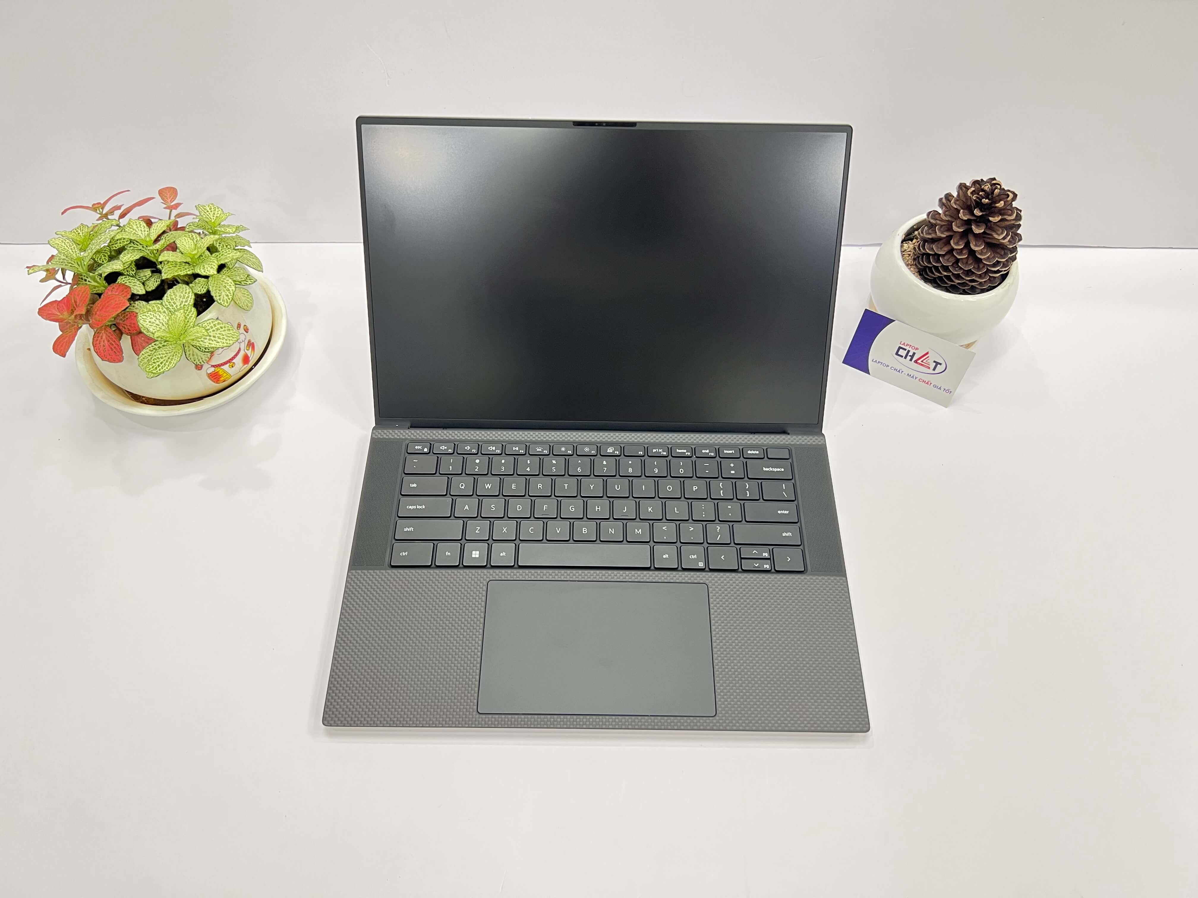 Dell XPS 9520-1