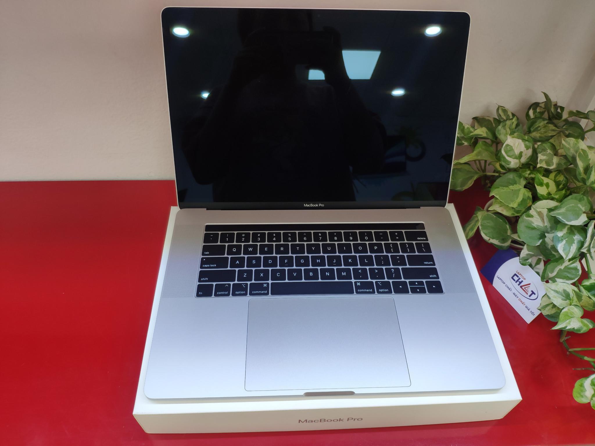 Macbook Pro 15 inch 2018-2