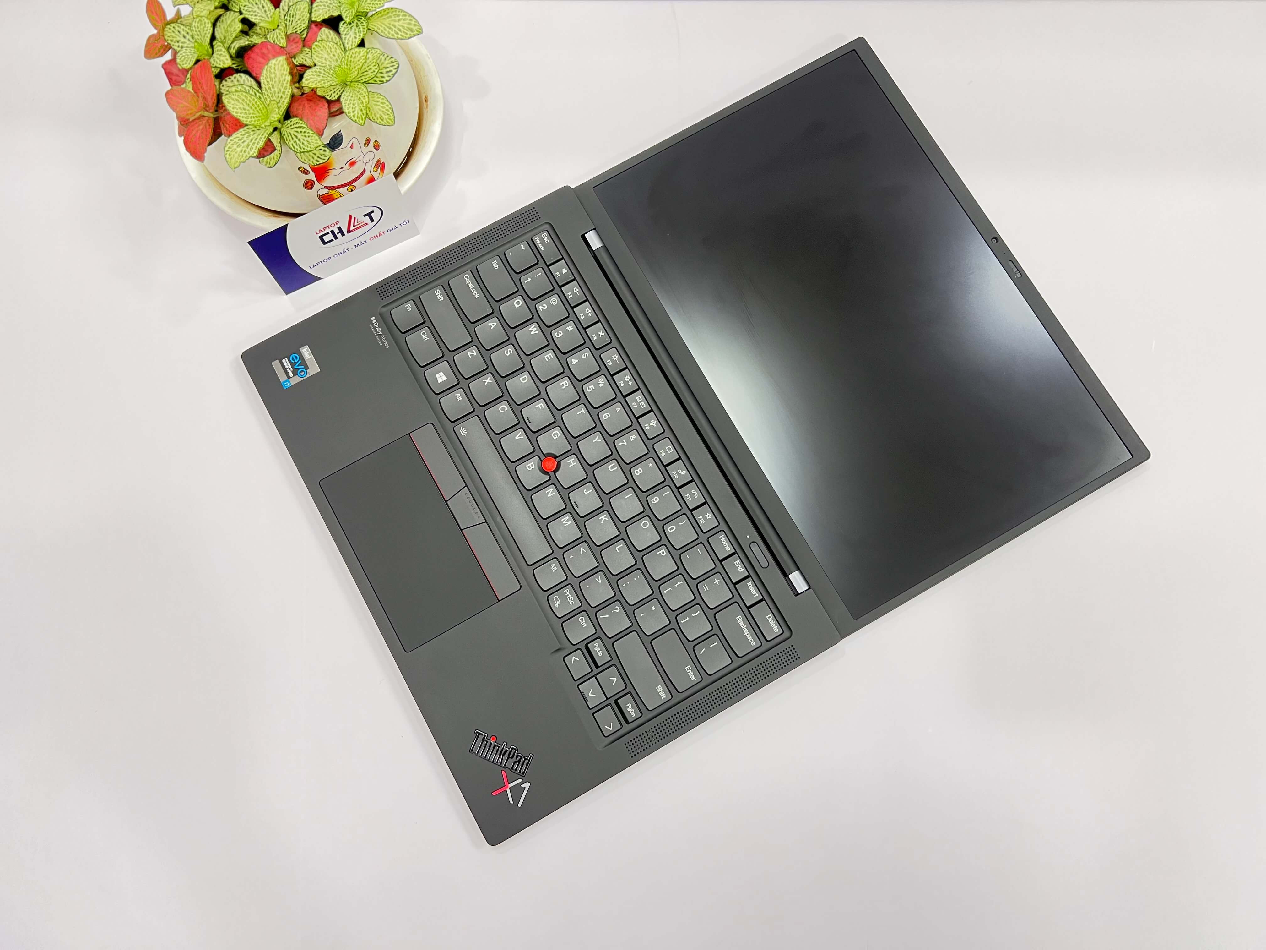 ThinkPad X1 Carbon Gen 9-1
