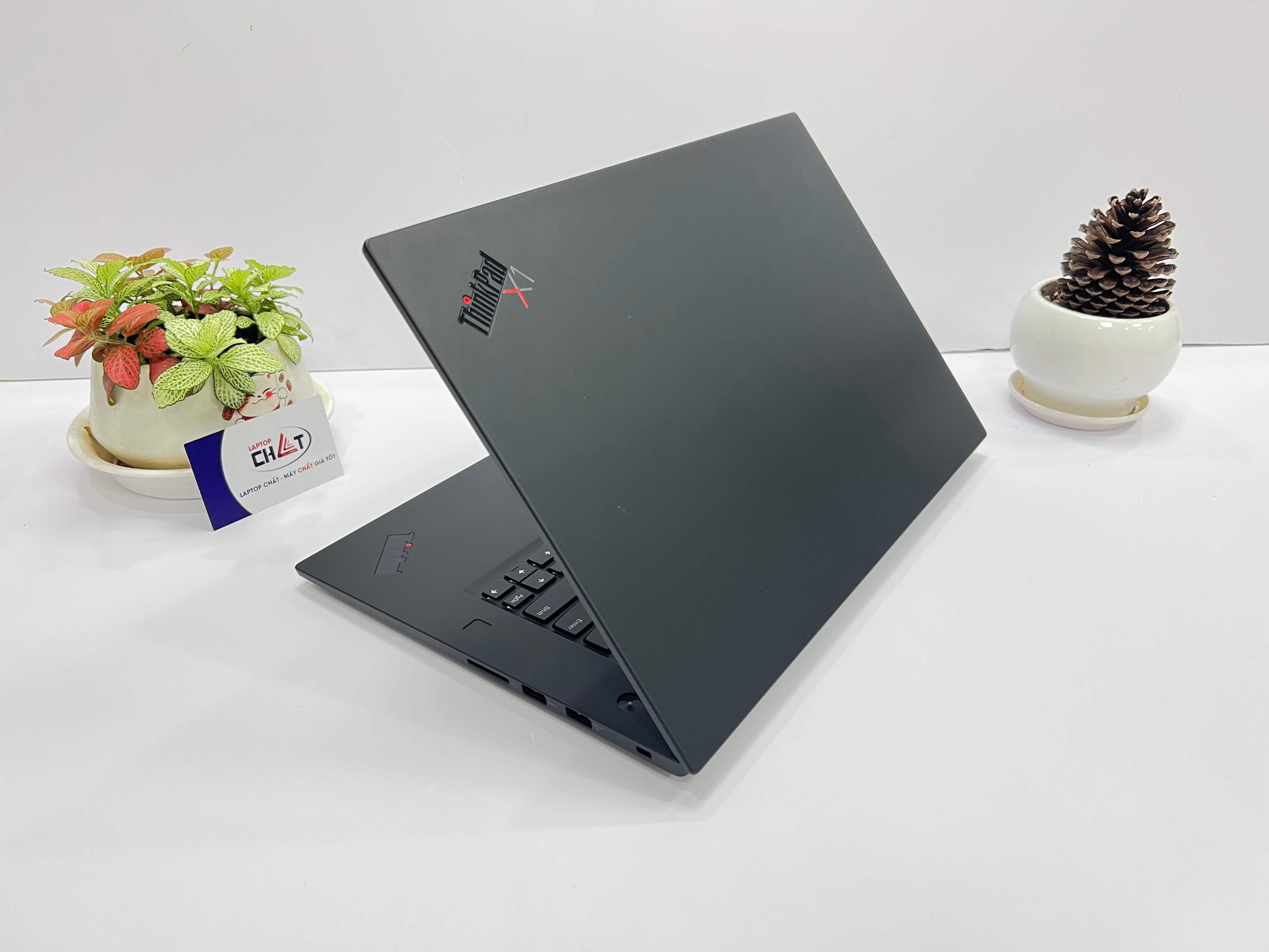 Lenovo ThinkPad X1 Extreme Gen 3 i7-1