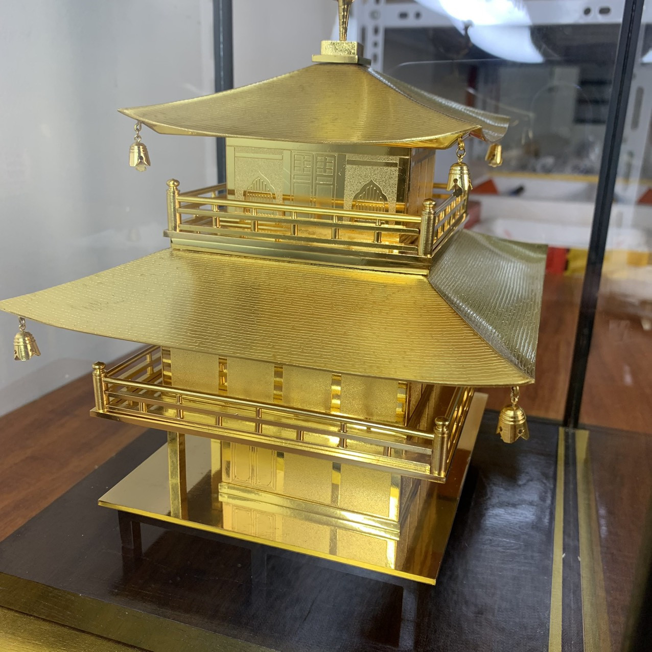 Ngôi đền Kinkaku-Ji Nhật Bản mạ vàng 24K