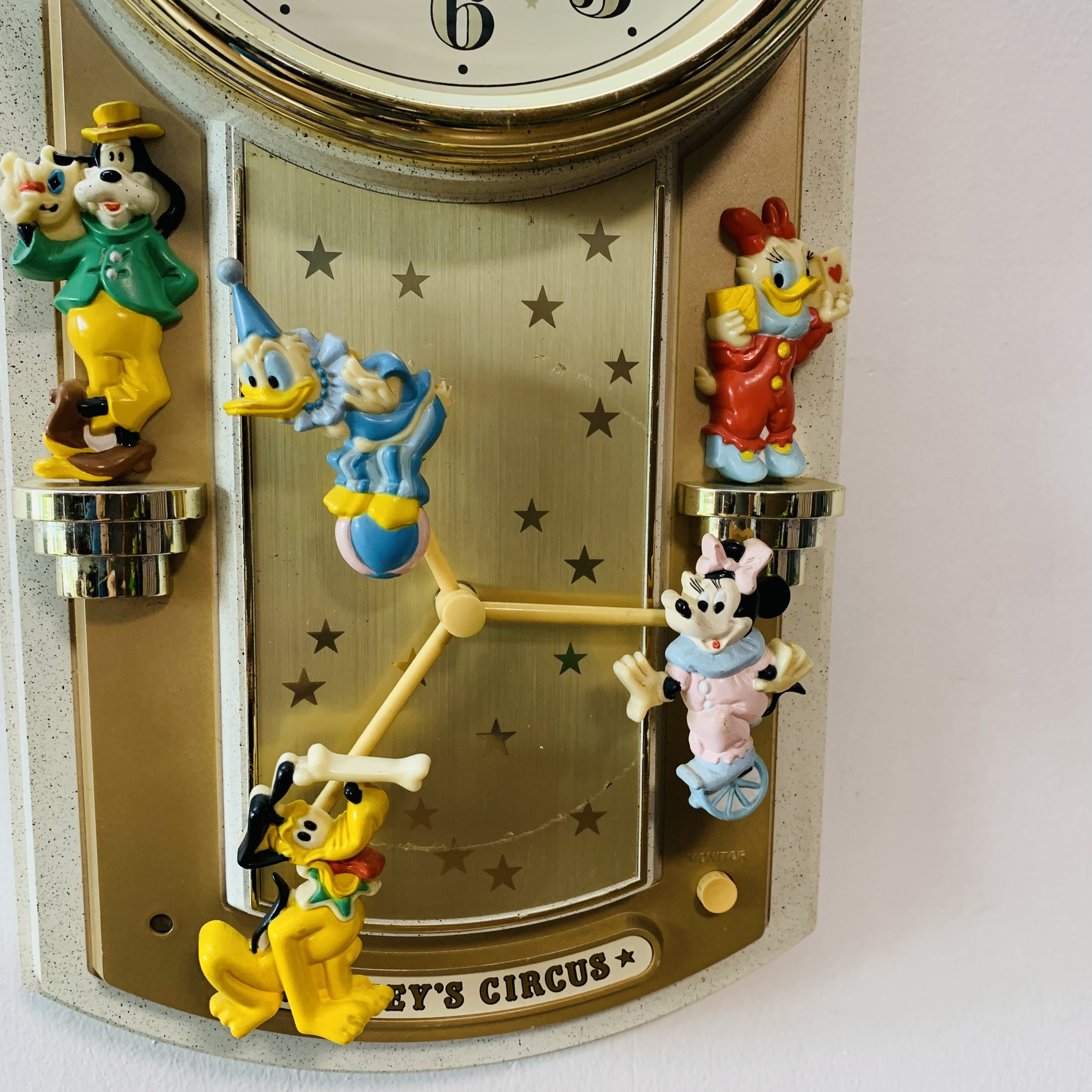 Đồng hồ treo tường Disney Time Japan