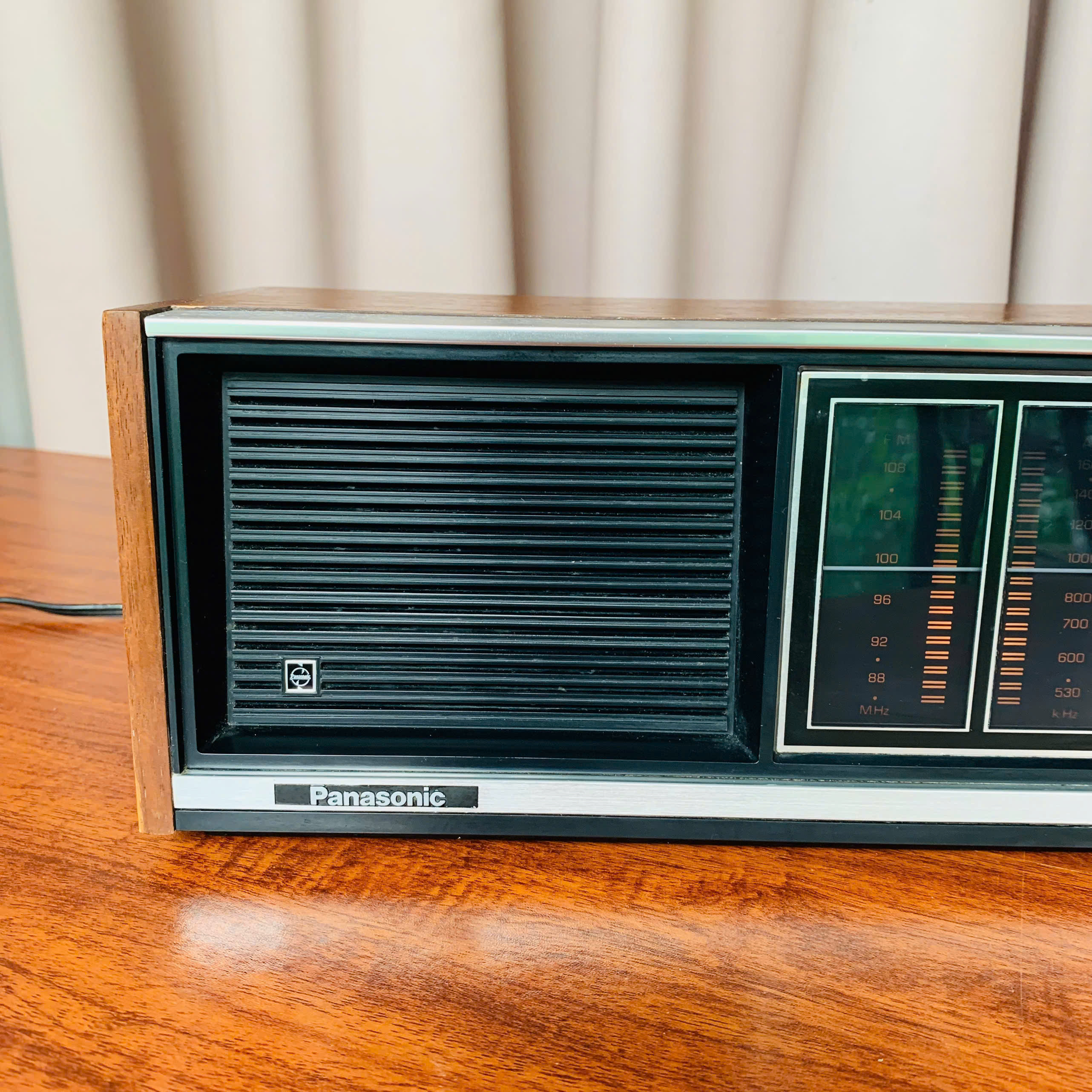 Radio Panasonic Model RE-7371 vintage