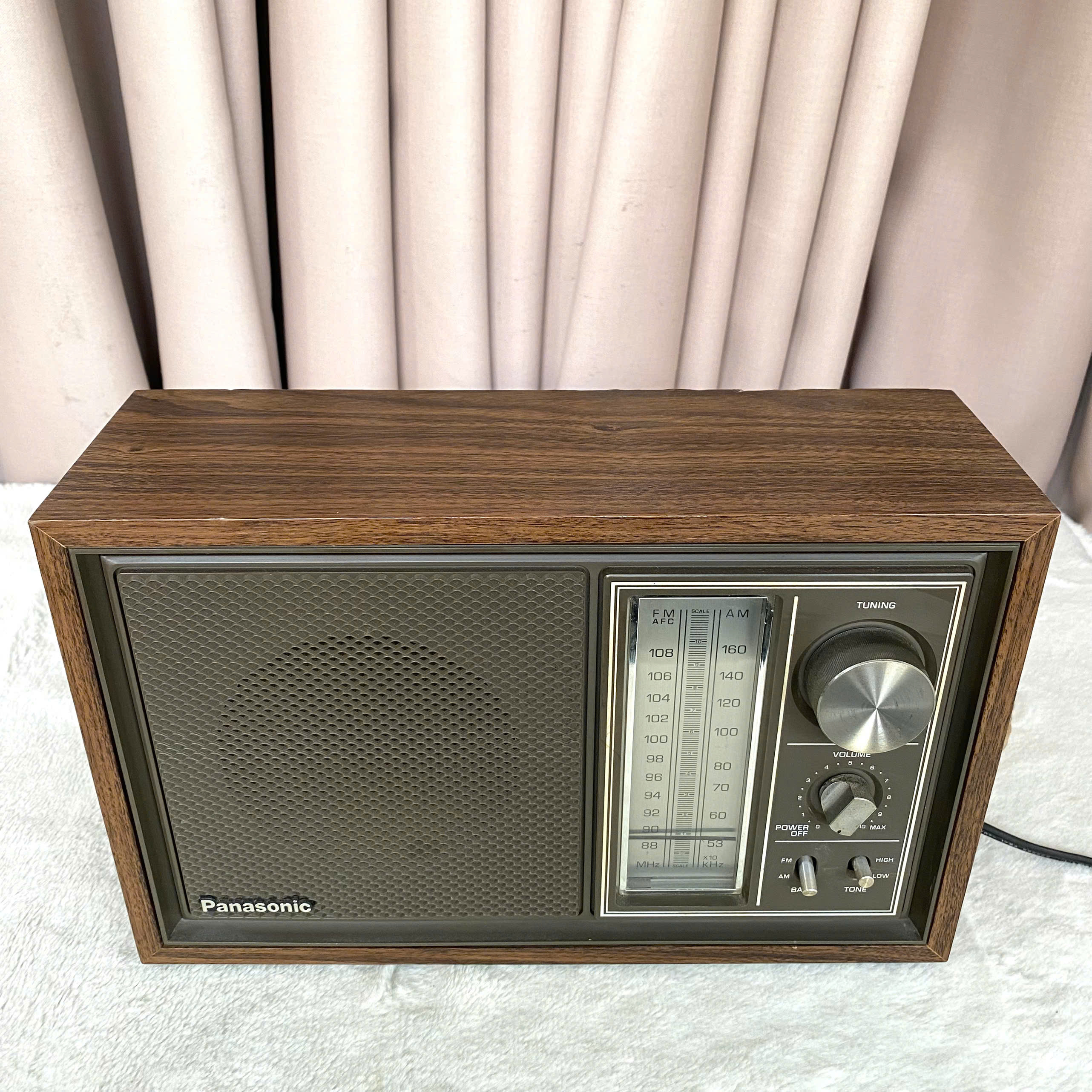 Radio Panasonic Model RE-6289 thập niên 70