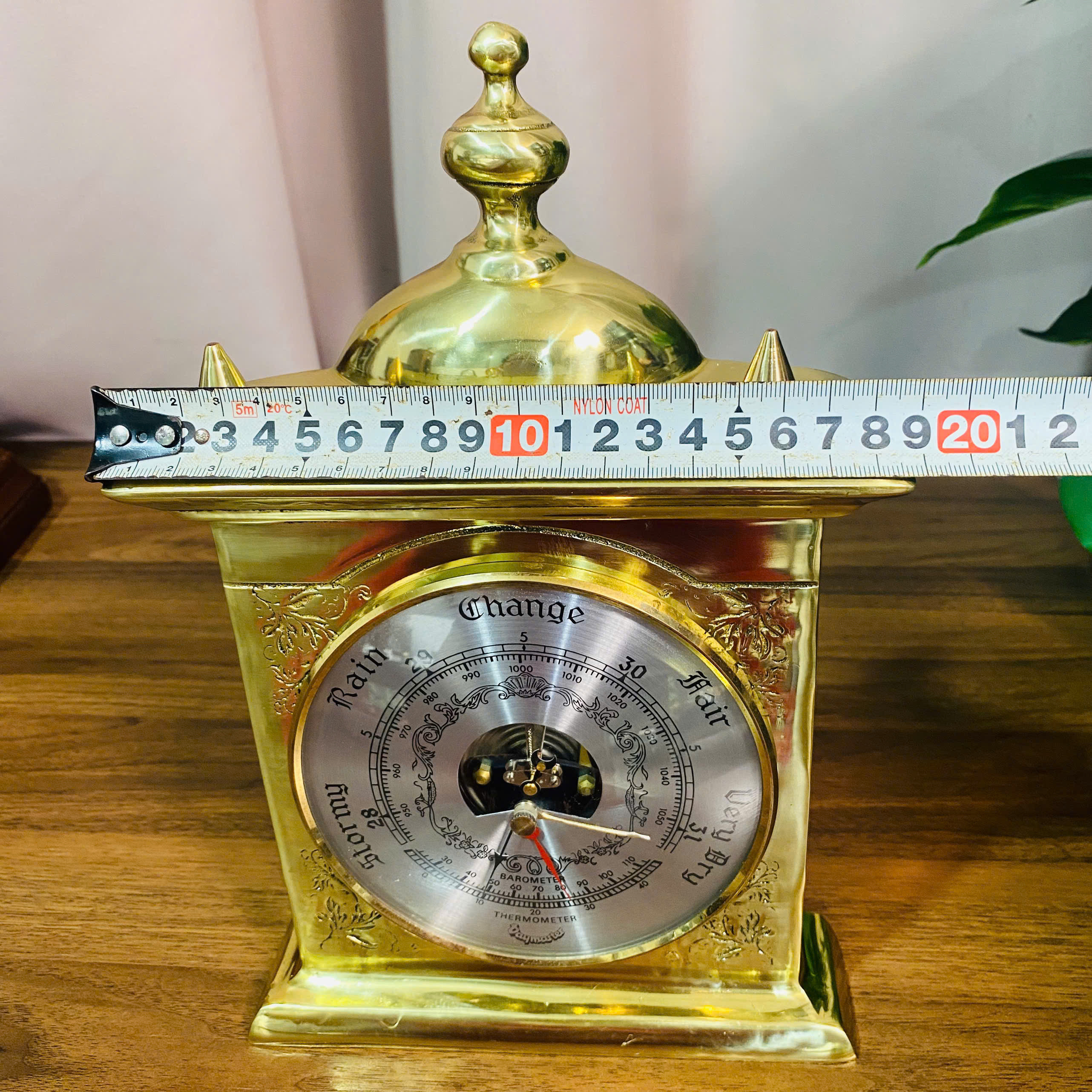Đồng hồ áp kế xưa của Châu Âu (phong vũ biểu)